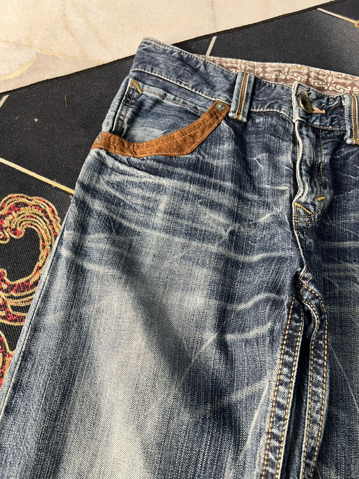 Edwin × Japanese Brand × Vintage EDWIN EXCLUSIVE VINTAGE BUFFALO HEAD DISTRESS JEANS Size US 29 - 7 Thumbnail
