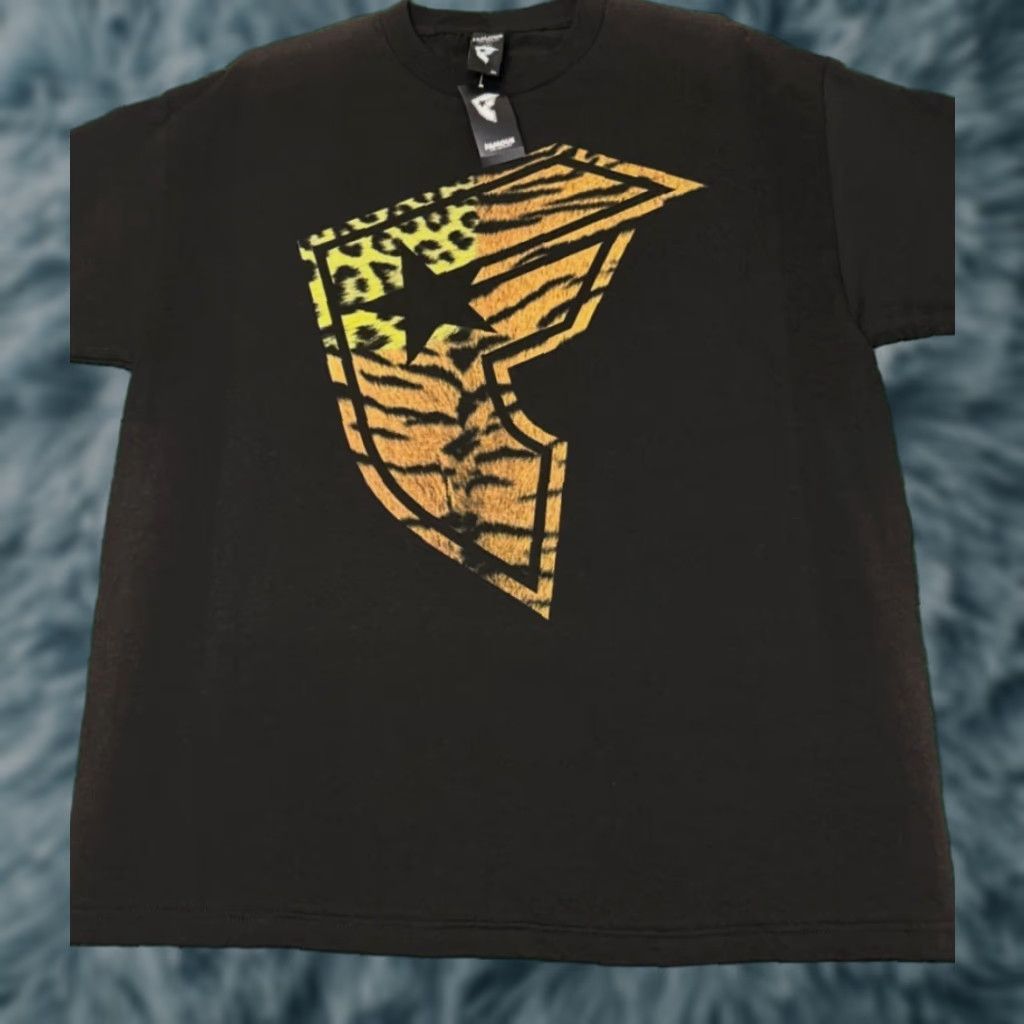 Barker VINTAGE Famous Stars & Straps Chetah Logo Shirt Mens M NWT Travis Barker Grunge Hip Hop Music Punk Y2K Logo Front Size US M / EU 48-50 / 2 - 1 Thumbnail