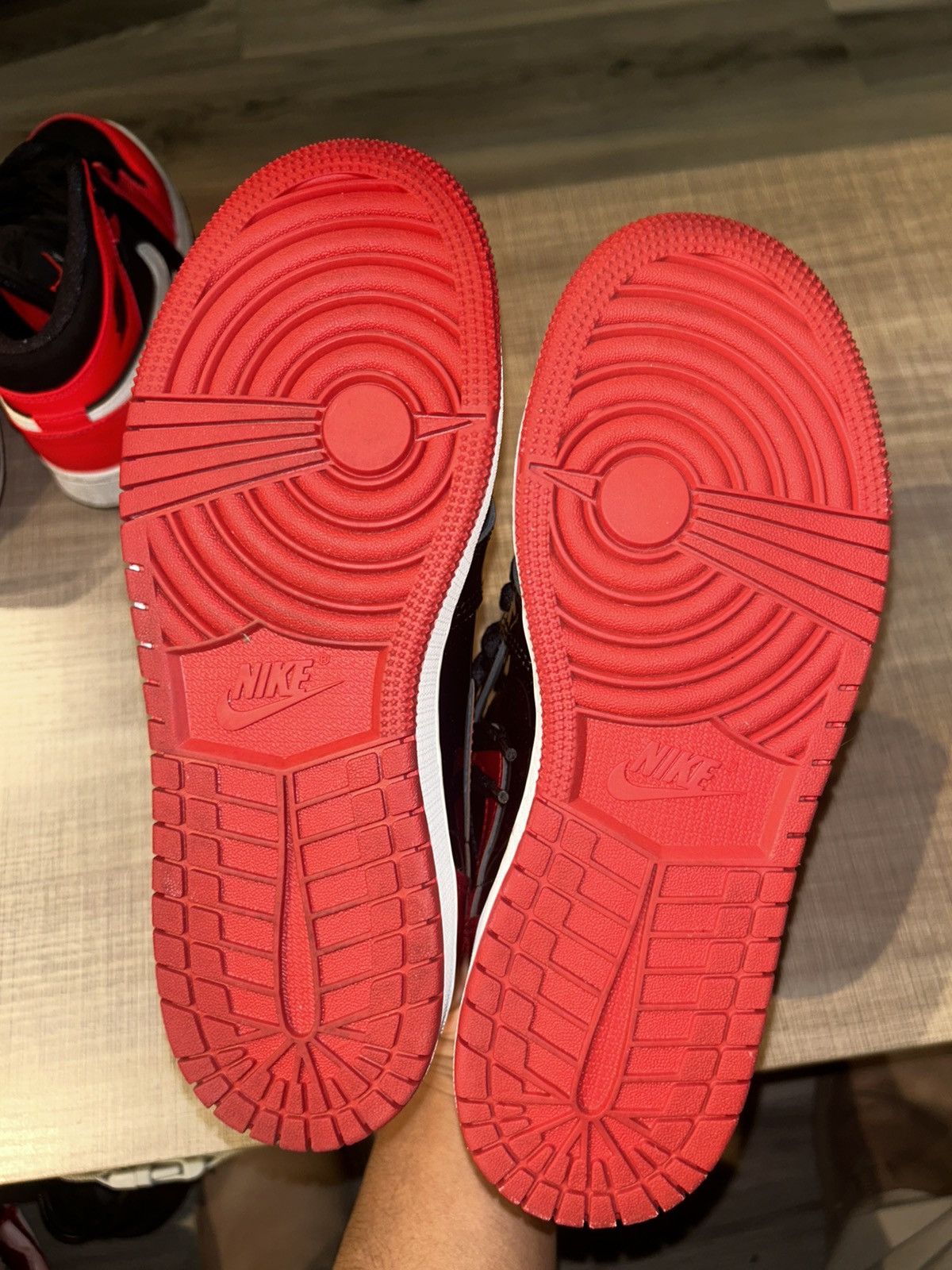 Jordan Brand × Nike Jordan 1 Retro High OG Patent bred Size US 5 / EU 37 - 8 Thumbnail