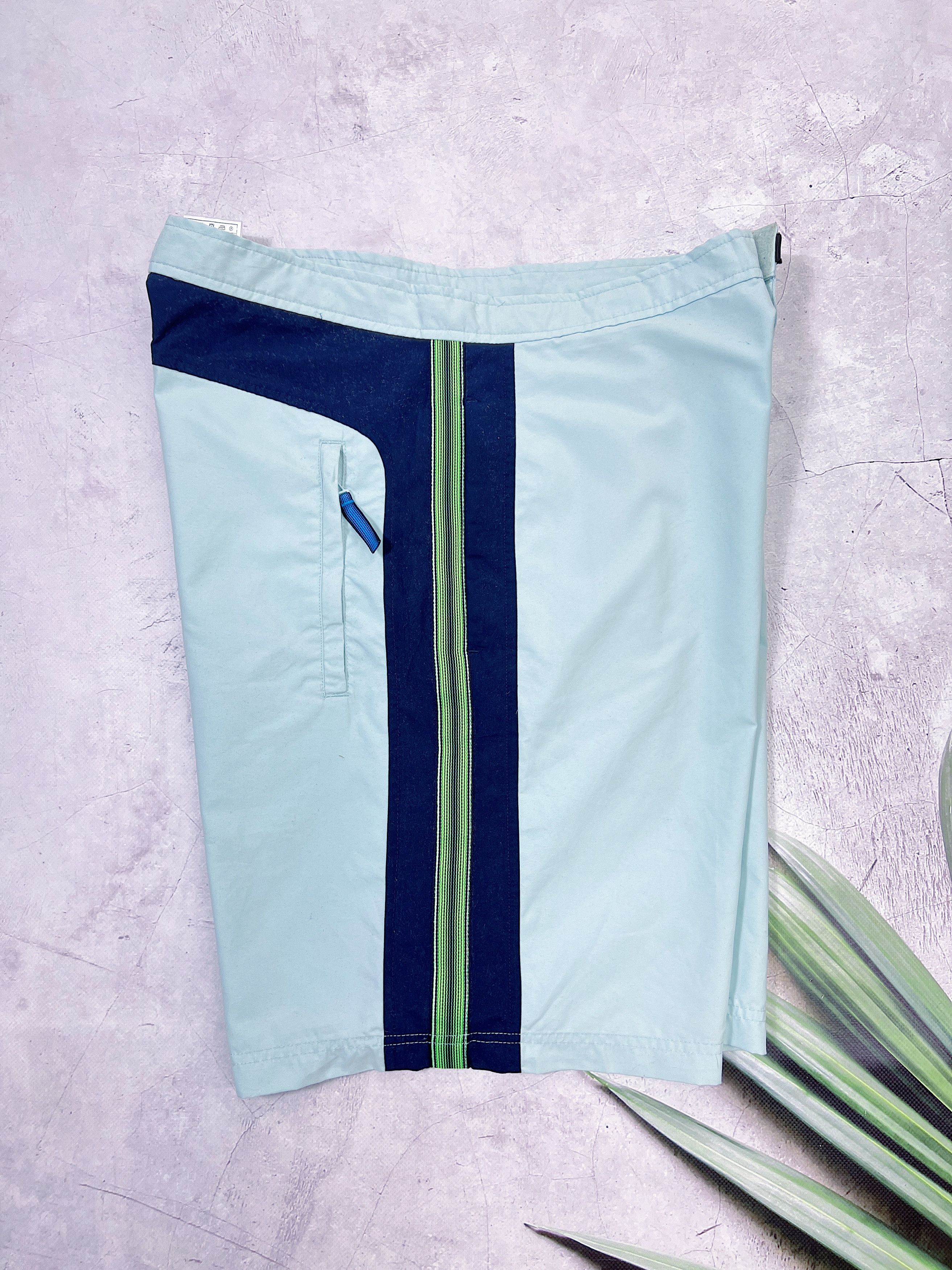 Nike × Vintage Vintage Nike Shorts Aquamarine & Green Stripes Size US 34 / EU 50 - 8 Thumbnail