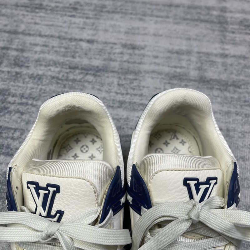 Louis Vuitton Louis Vuitton Trainer Low Top Sneakers in White and Blue -2 Size US 8 / EU 41 - 6 Thumbnail