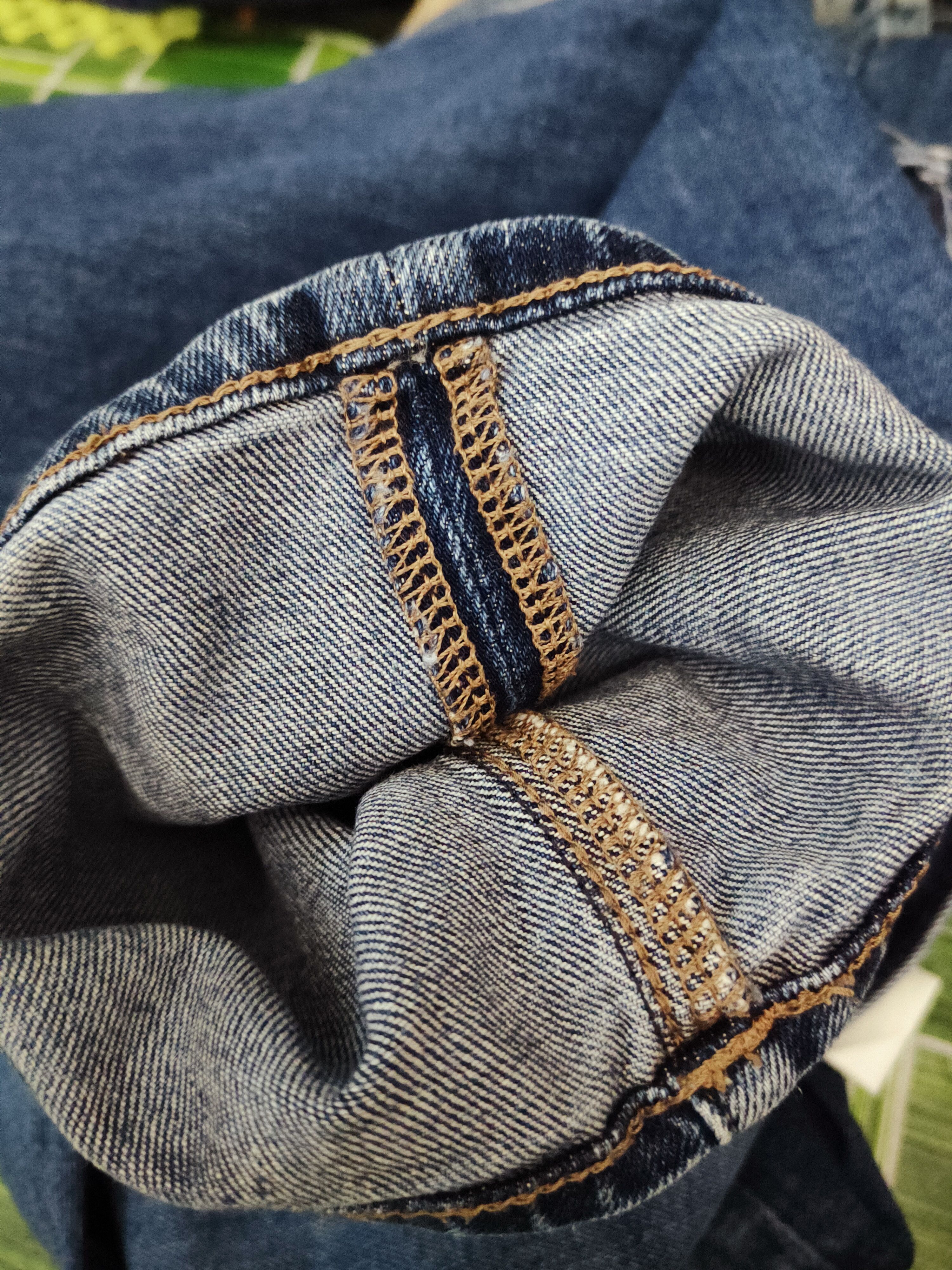 Japanese Brand Uniqlo Blue Distressed Ripped Jeans #S2724 Size US 35 - 13 Thumbnail