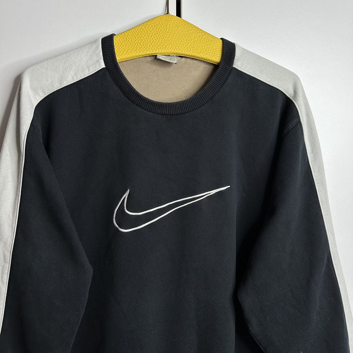 Nike Nike Vintage Sweatshirt Streetwear Rare Big Logo Size US XL / EU 56 / 4 - 2 Thumbnail