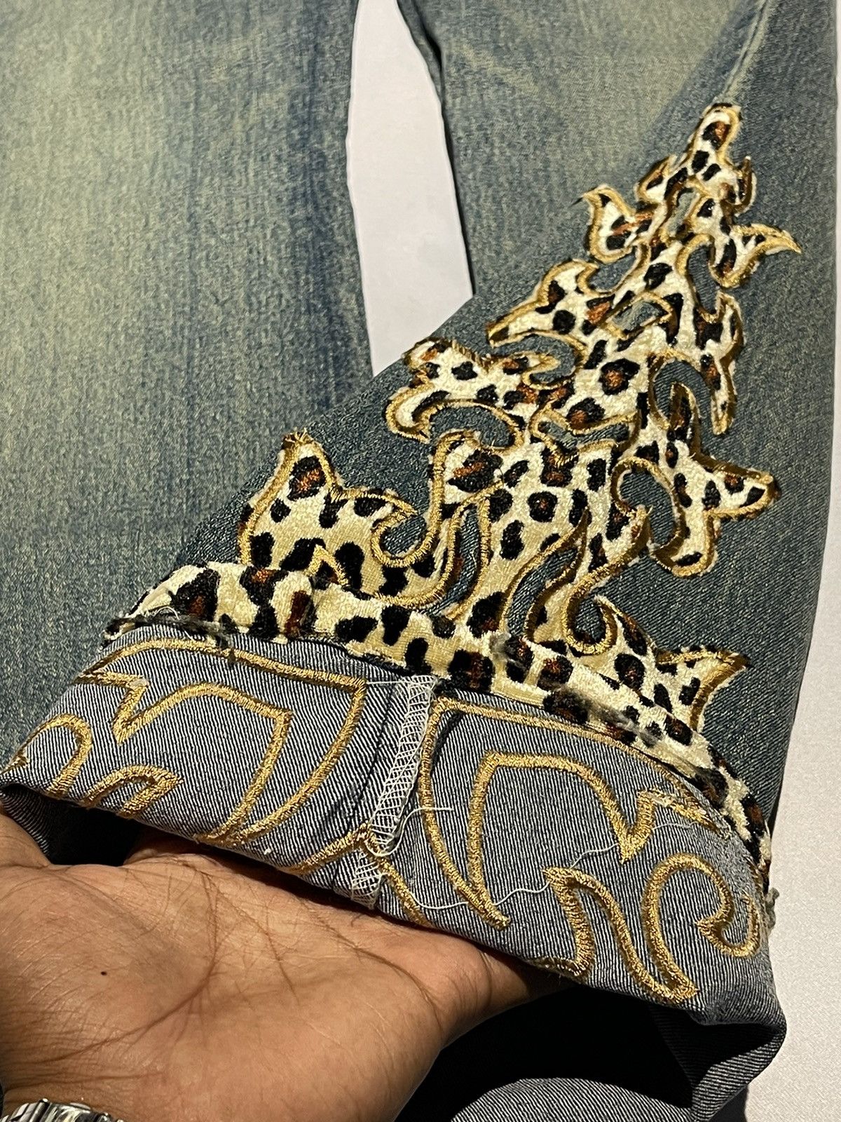 Japanese Brand × Vintage Vintage Denim Leopard Flame Embroidered Distressed Jeans Size 28" / US 6 / IT 42 - 10 Thumbnail