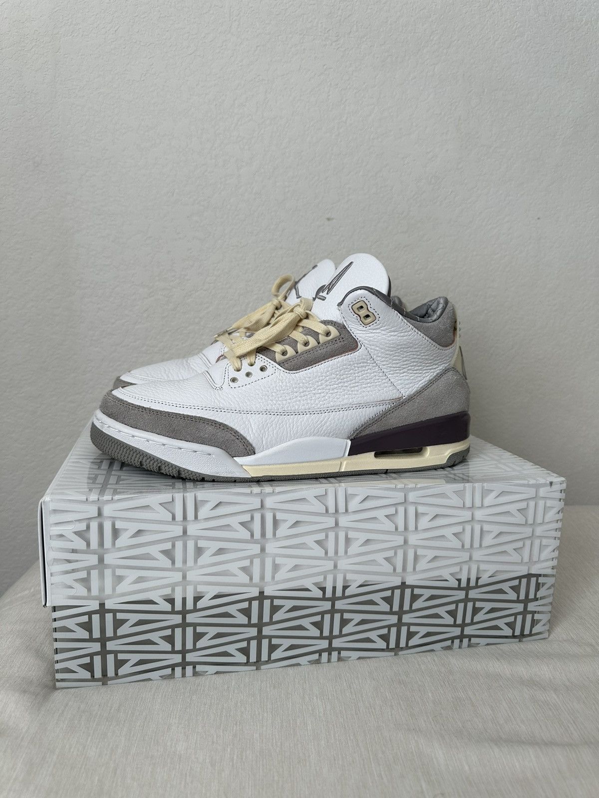Jordan Brand A Ma Maniere Jordan 3 Size US 11 / EU 44 - 8 Thumbnail