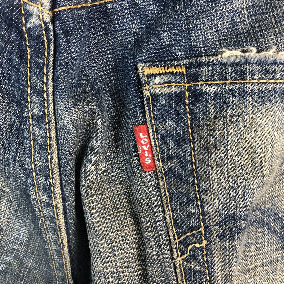 Levi's Levis 501 Blue Distressed ripped Denim jeans Pants #A2606 Size US 32 / EU 48 - 21 Thumbnail