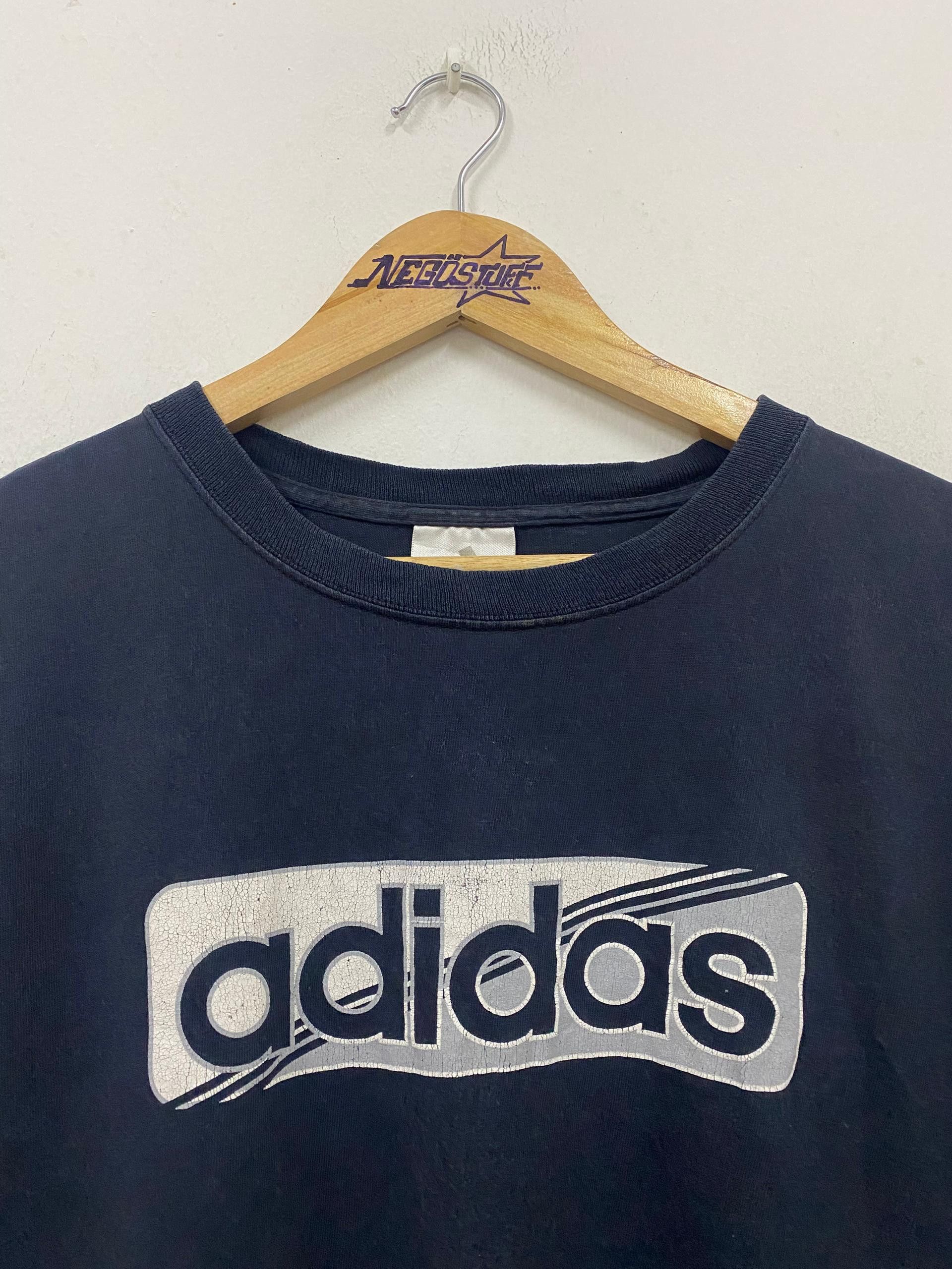 Adidas vintage 90s Adidas big logo t shirt streetwear Size US XL / EU 56 / 4 - 2 Thumbnail