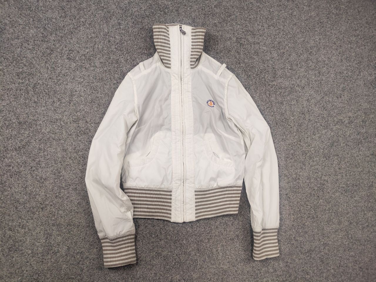 Diesel Vintage Y2K Style Diesel Jacket wide cuffs and Big logo Size US S / EU 44-46 / 1 - 9 Thumbnail
