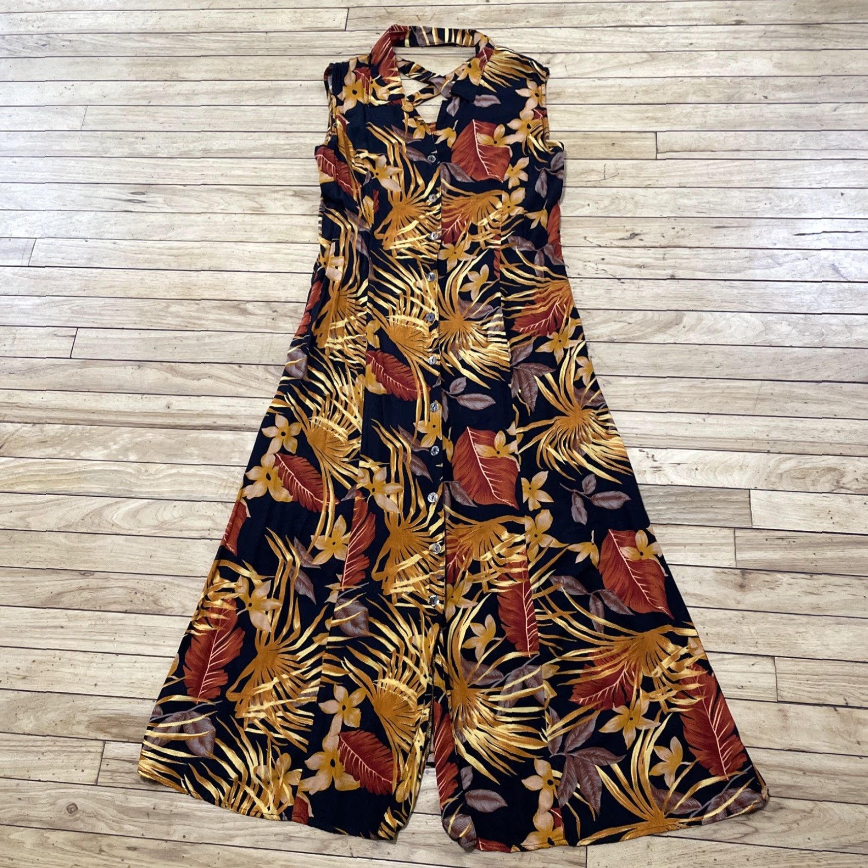 Vintage VINTAGE California Krush Hawaiian Dress Women L Floral Sleeveless Button Front Collared Midi Casual Travel Black Orange Red accents Womens Size L / US 10 / IT 46 - 3 Thumbnail