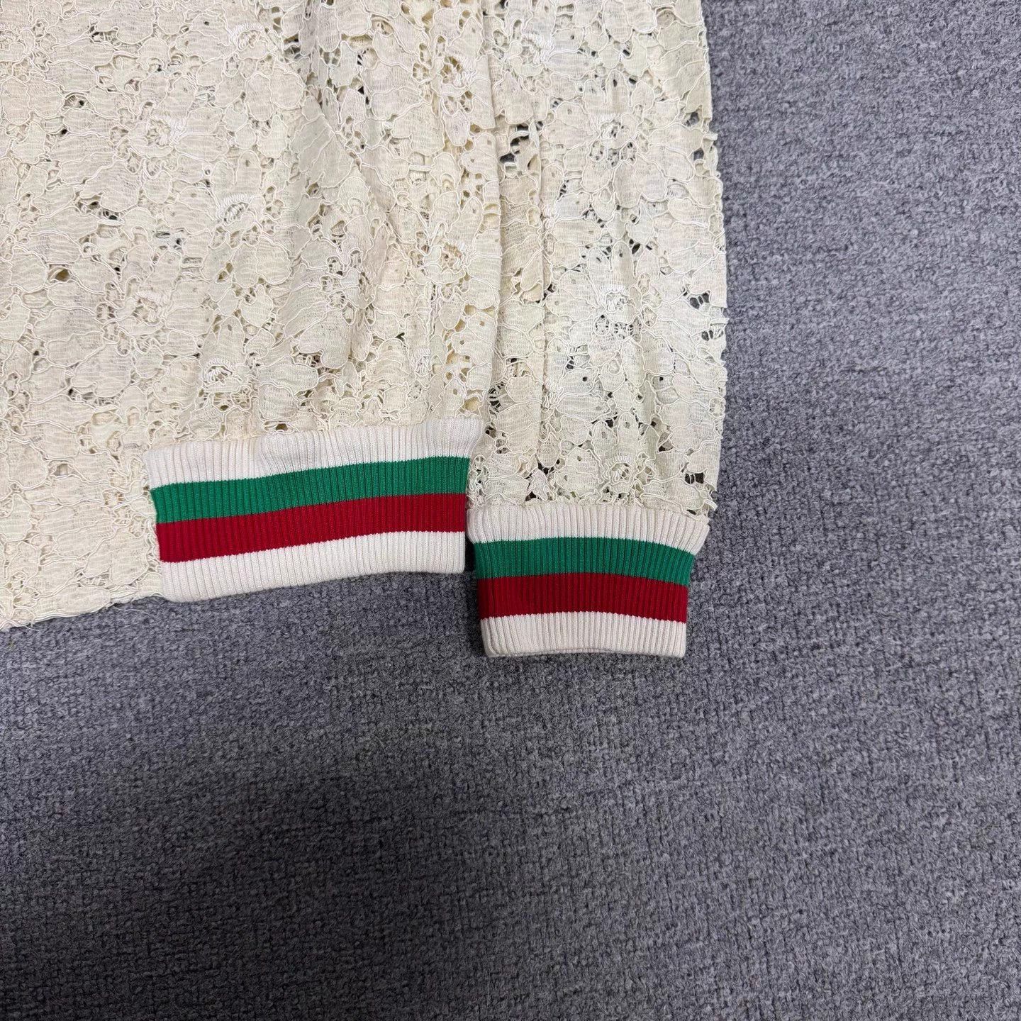 Gucci Gucci red green stripe floral chest lace jacket 40 Size S / US 4 / IT 40 - 3 Thumbnail