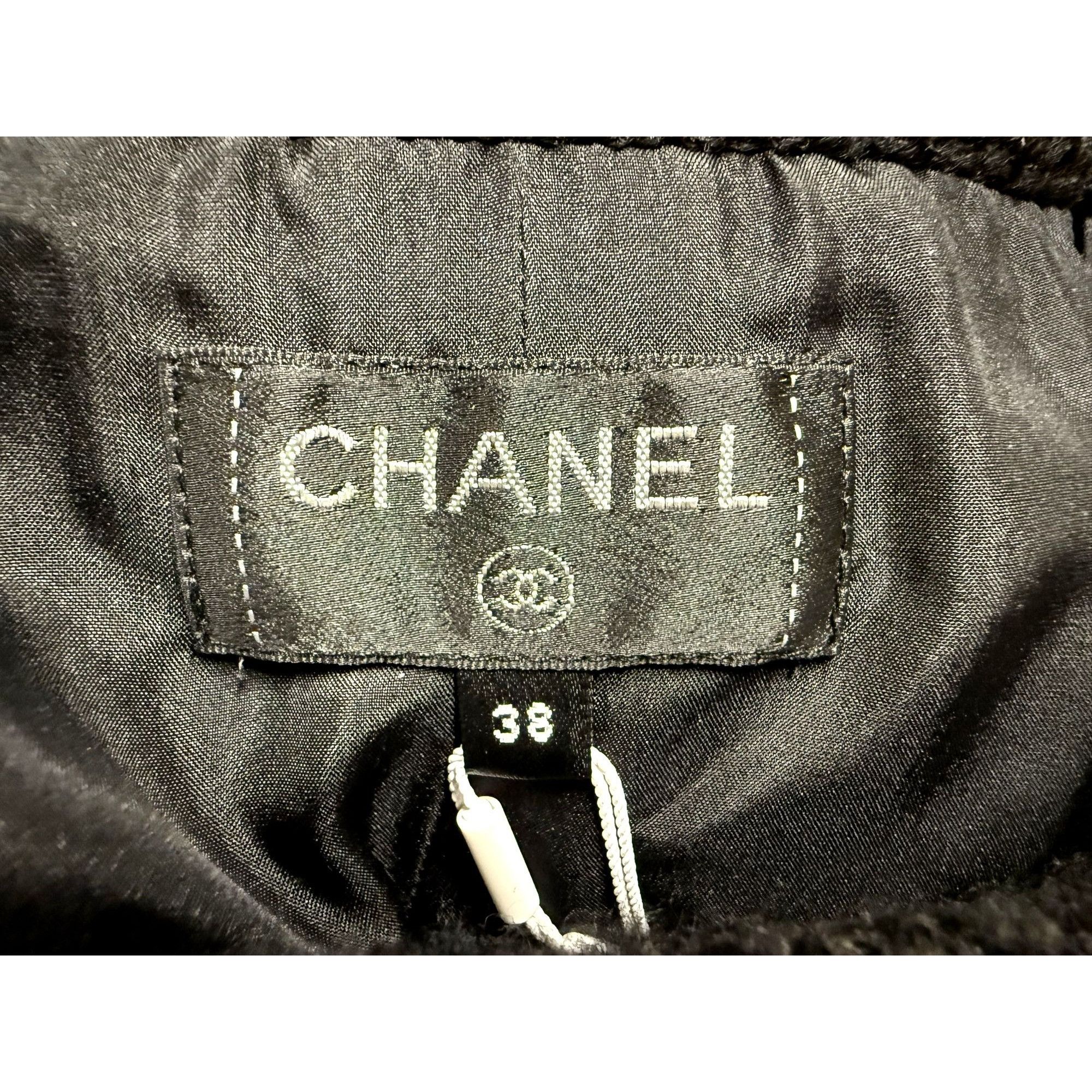 Chanel Chanel Black Tweed Button-Front Midi Skirt Size 38 Made In F Size 38" / US 16 / IT 52 - 5 Thumbnail