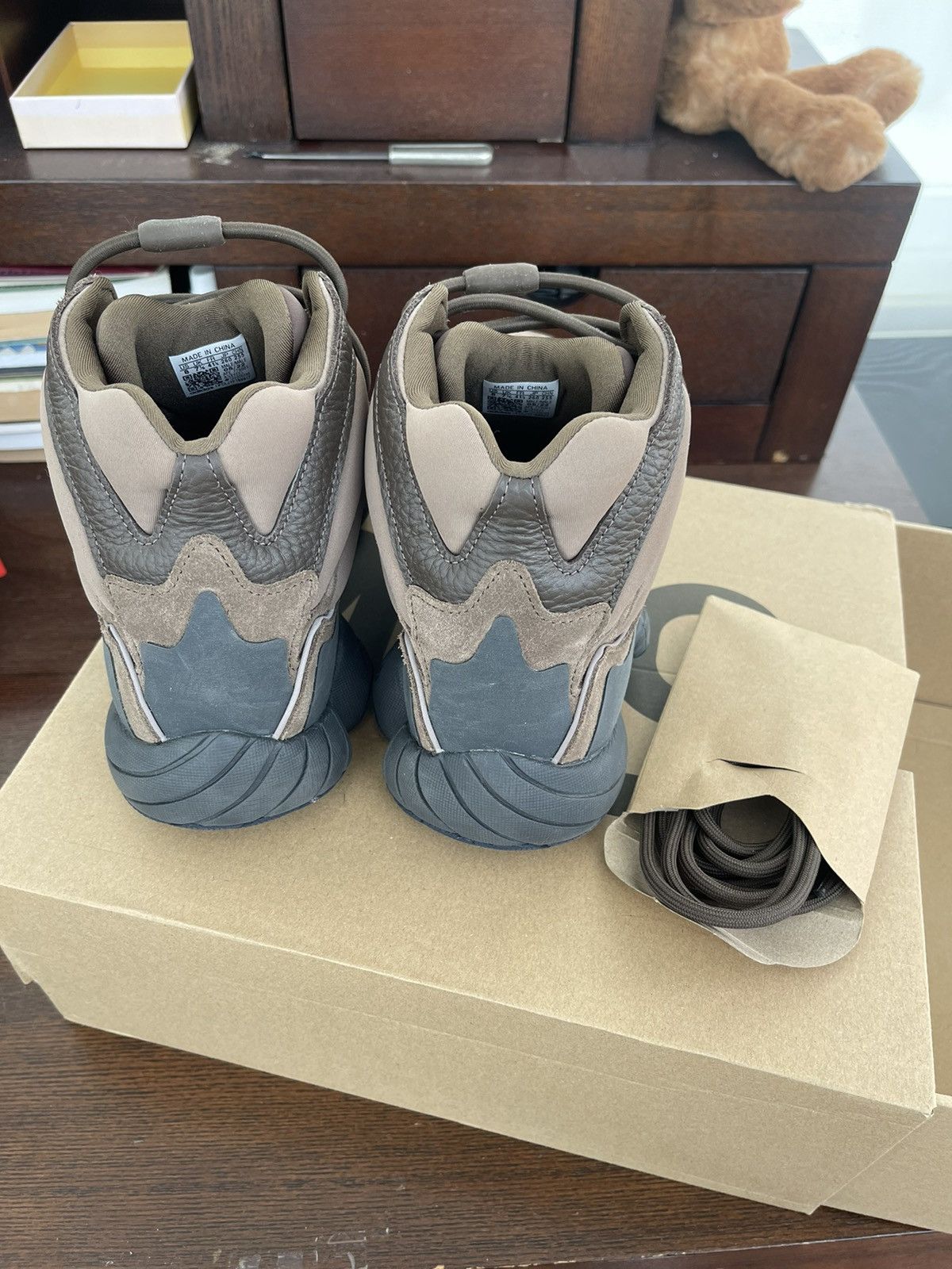 Adidas × Yeezy YEEZY 500 HIGH Size US 8 / EU 41 - 5 Thumbnail
