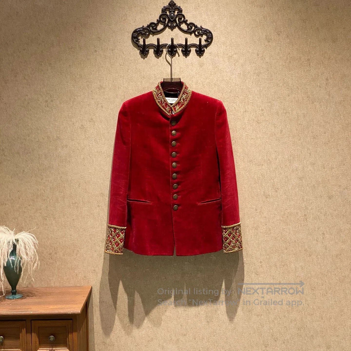 Saint Laurent Paris Saint Laurent Red Velvet Embroidered Jacket. Size XS / US 0-2 / IT 36-38 - 1 Thumbnail