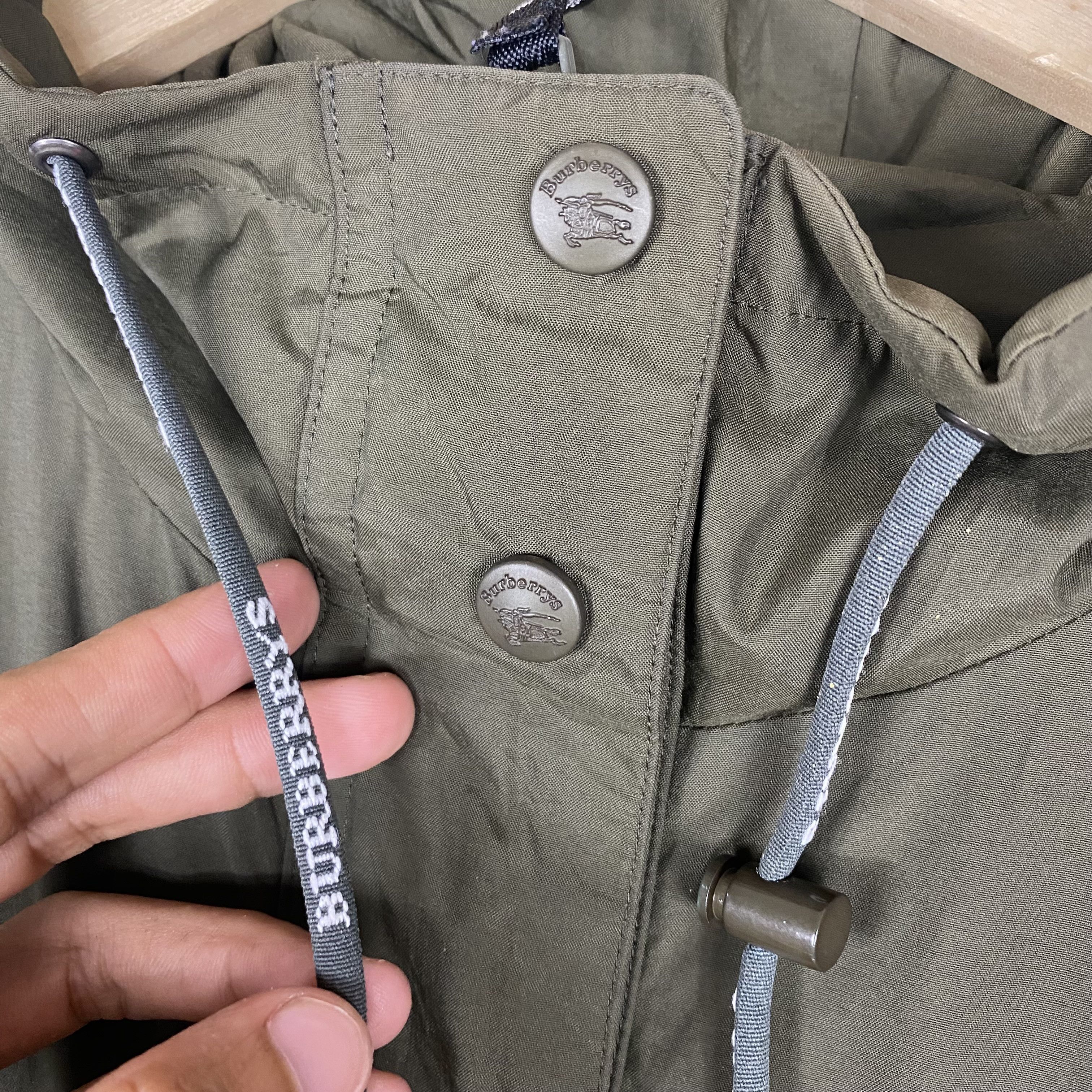 Burberry 💥BURBERRYS PARKA WINDBREAKER HOODIE JACKET Size US M / EU 48-50 / 2 - 8 Thumbnail