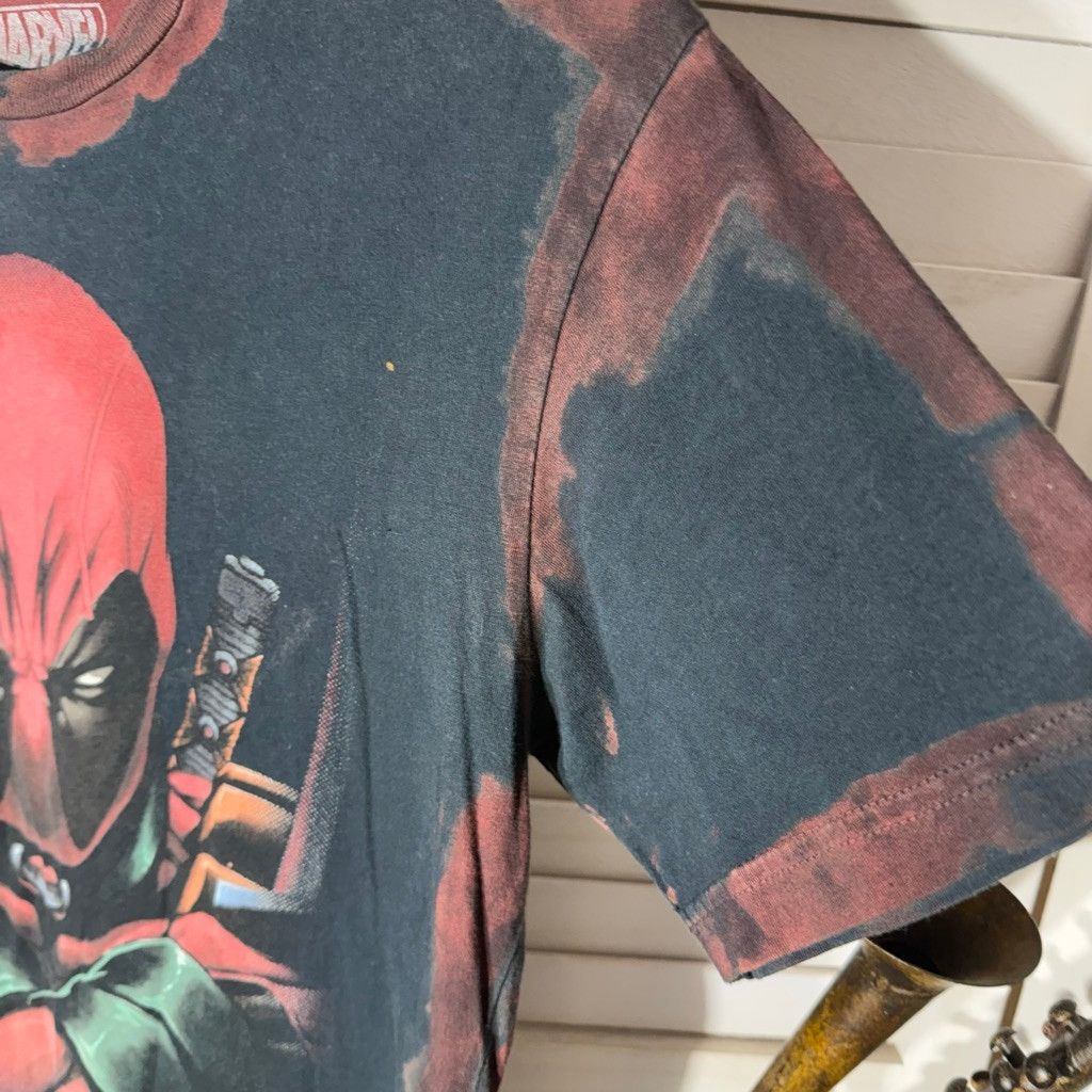 Marvel Comics Marvel Deadpool T-shirt bleached retro style black men's M Size US M / EU 48-50 / 2 - 4 Thumbnail