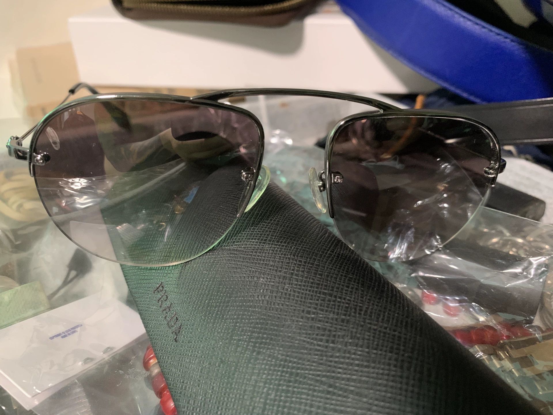 Prada Prada Sunglasses Worn Once Case No Card/Cloth Size ONE SIZE - 2 Thumbnail
