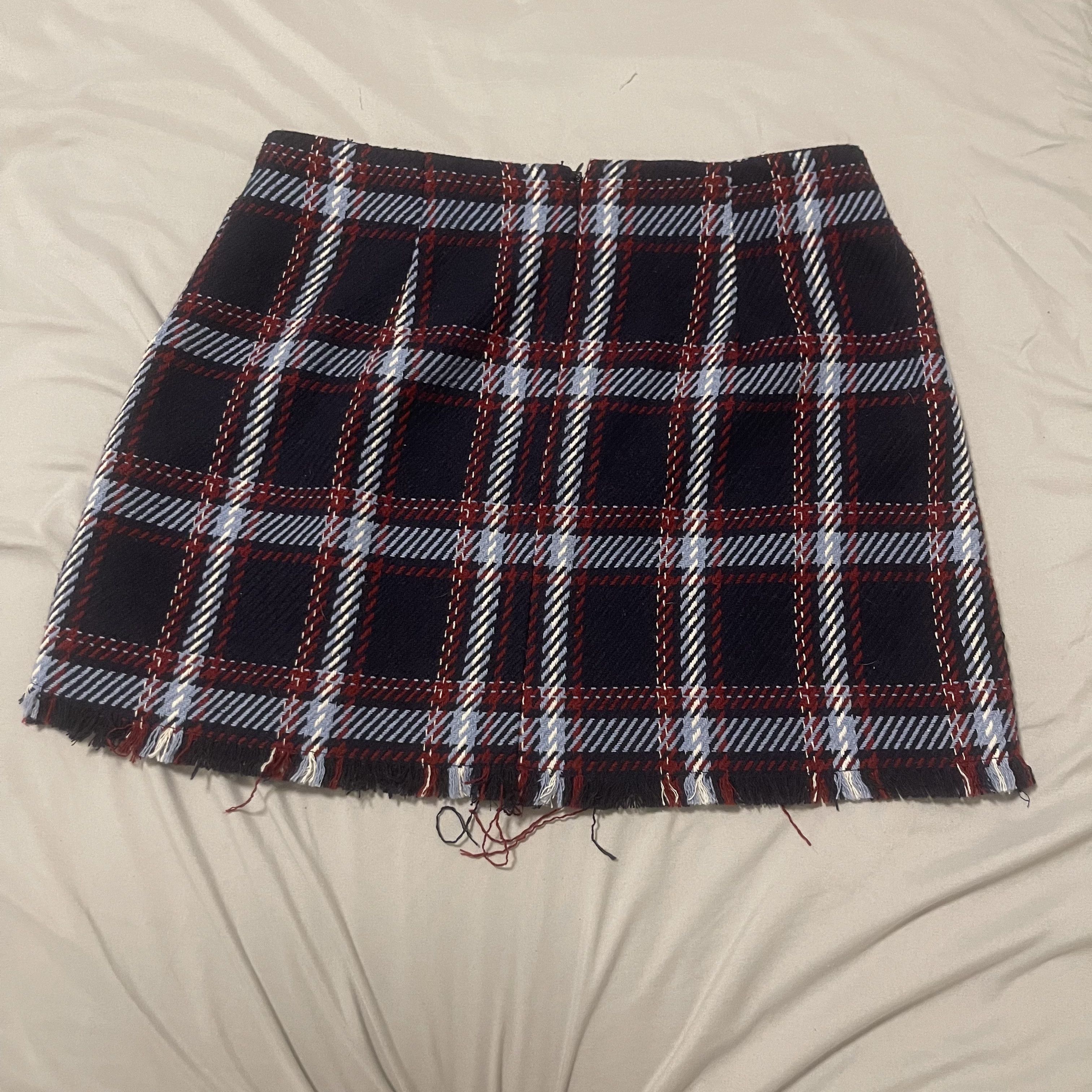 Forever 21 Plaid Mini Skirt Size 30" / US 8 / IT 44 - 1 Thumbnail
