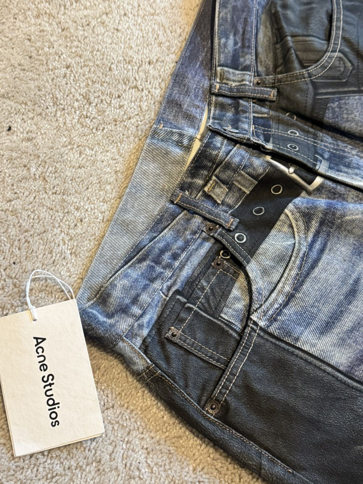 Acne Studios Acne Studios 3D printed jeans Size US 34 / EU 50 - 2 Thumbnail