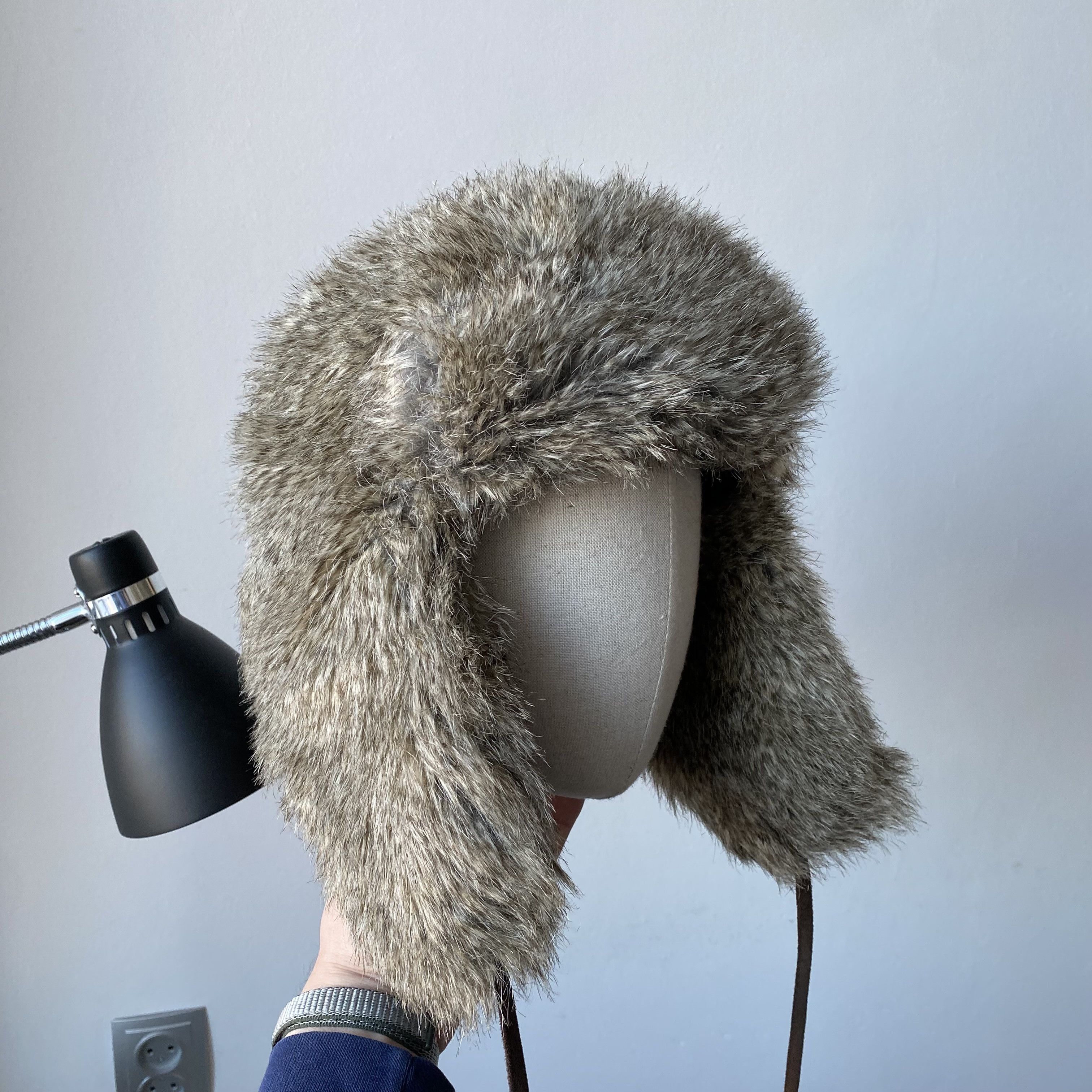 If Six Was Nine Vintage Y2K Faux Fur Ushanka Fuzzy Warm Trapper Hat Size ONE SIZE - 1 Thumbnail