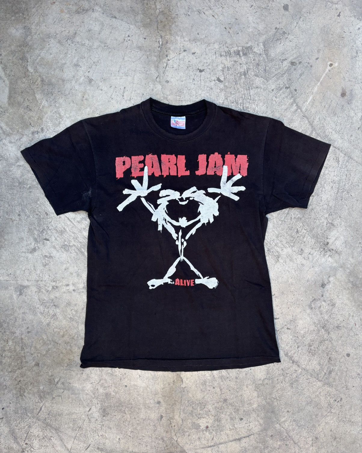Band Tees 1992 PEARL JAM ALIVE Size US L / EU 52-54 / 3 - 1 Thumbnail
