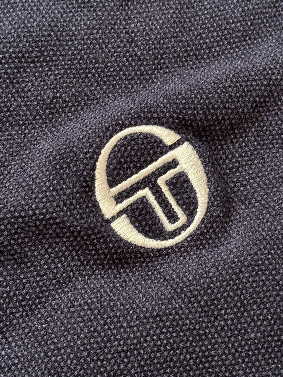 Sergio Tacchini × Vintage Sergio Tacchini M vintage v-neck knitwear vest sweater 00s Size US M / EU 48-50 / 2 - 4 Thumbnail