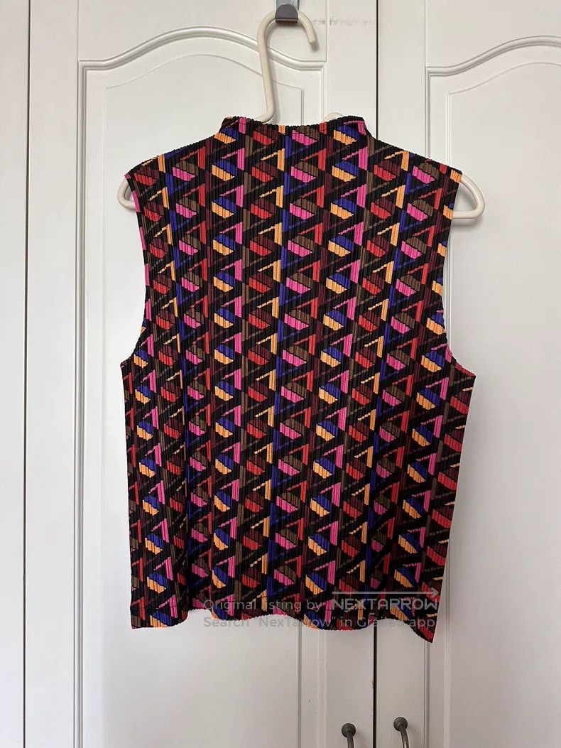 Issey Miyake Issey Miyake Red Vest Size L / US 10 / IT 46 - 1 Thumbnail