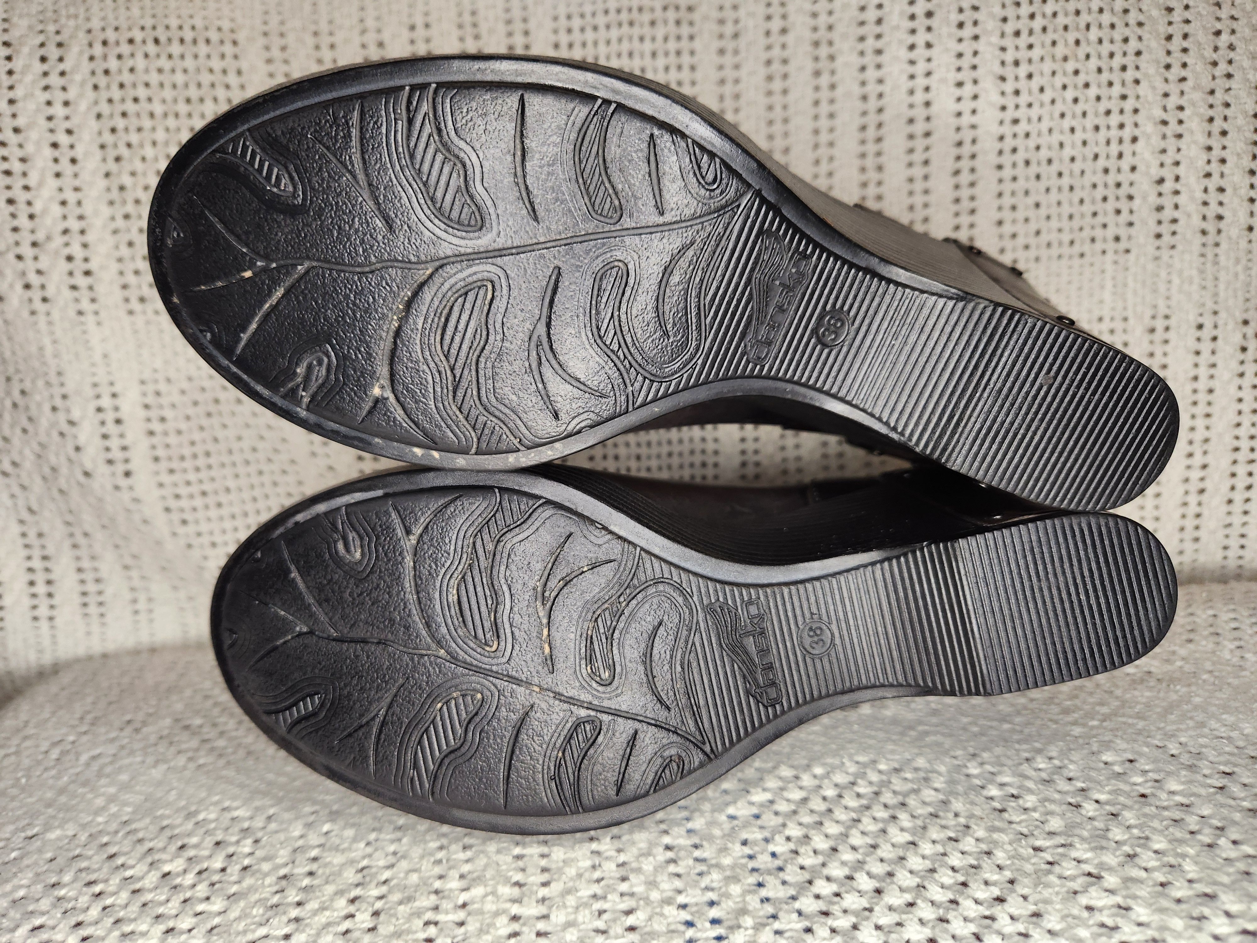 Dansko bootie crossed strap buckle Size US 7 / IT 37 - 7 Thumbnail
