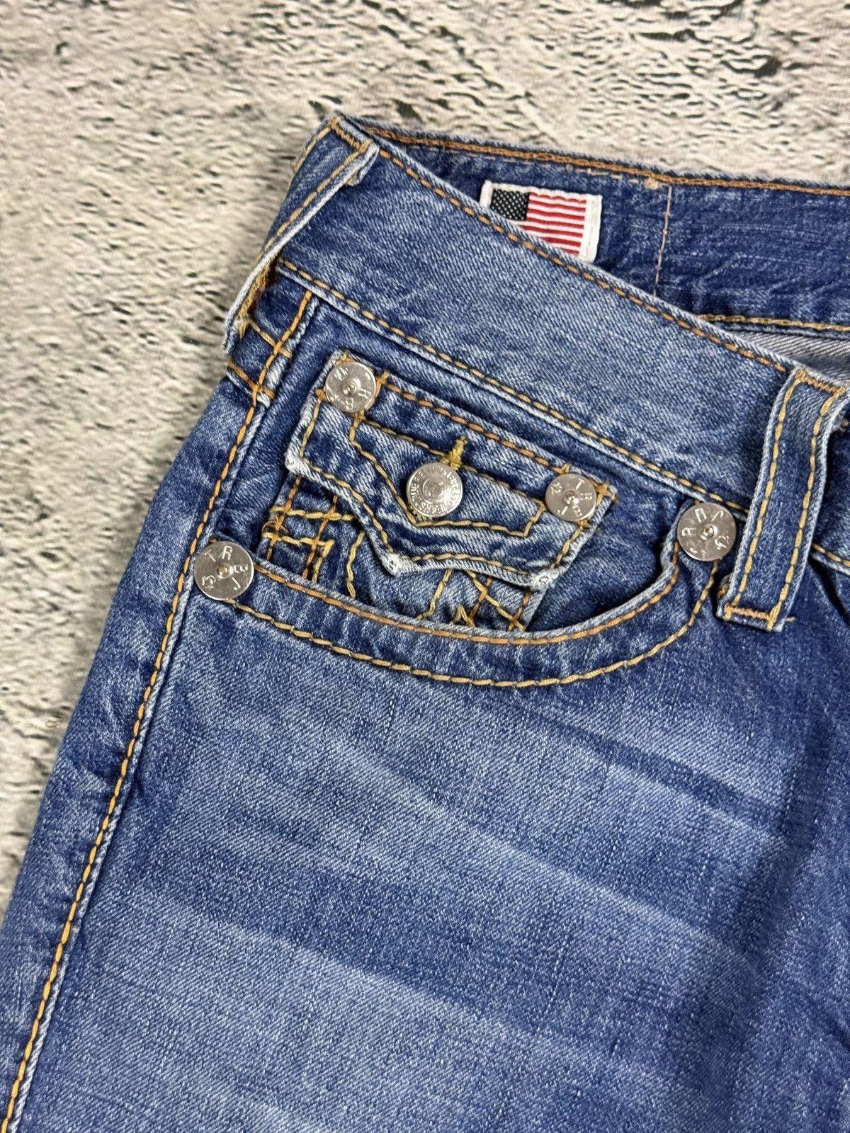 True Religion True Religion blue jeans flared thick stitching Ricky gold Size US 34 / EU 50 - 8 Thumbnail