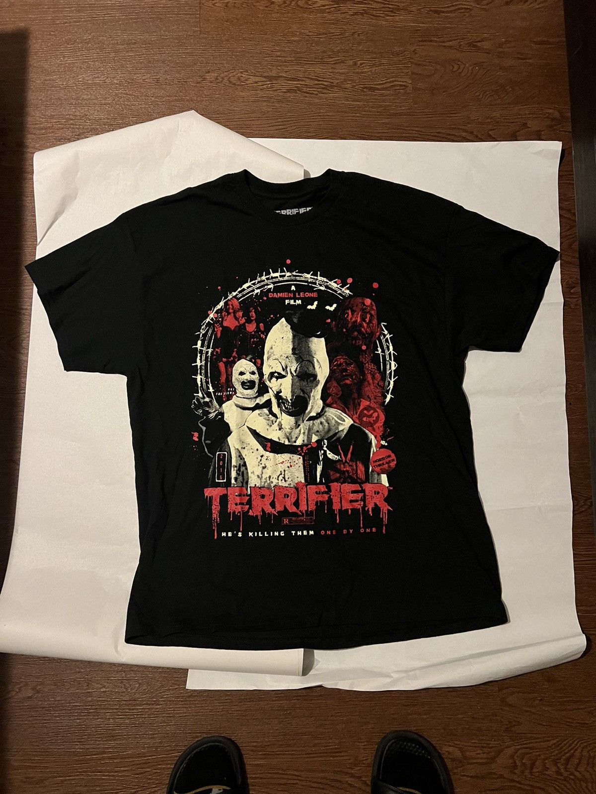 Other Terrifier officially licensed tshirt Size US XL / EU 56 / 4 - 1 Thumbnail