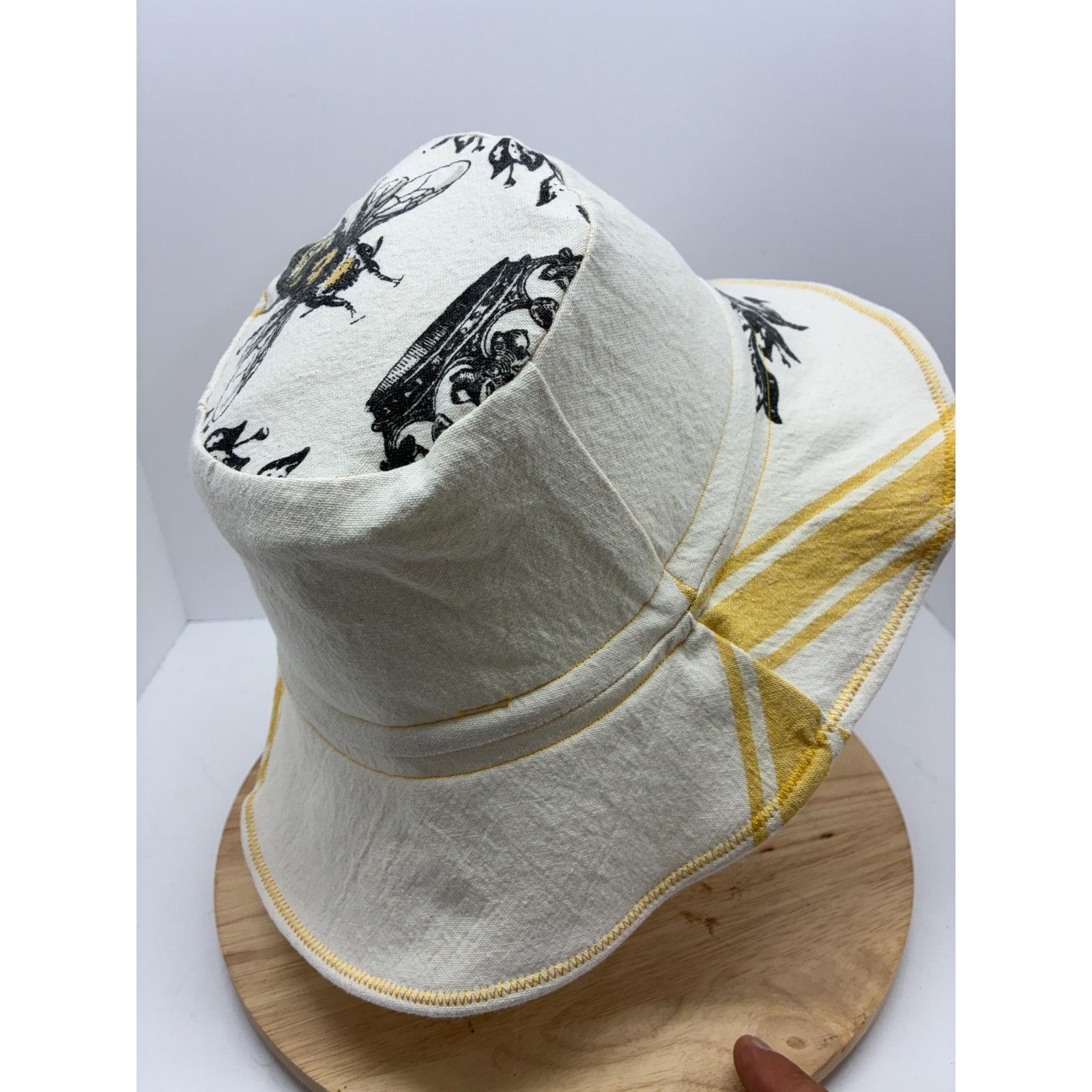 Other Upcycled Cotton Bucket Hat – Bee & Botanical Print Size ONE SIZE - 6 Thumbnail