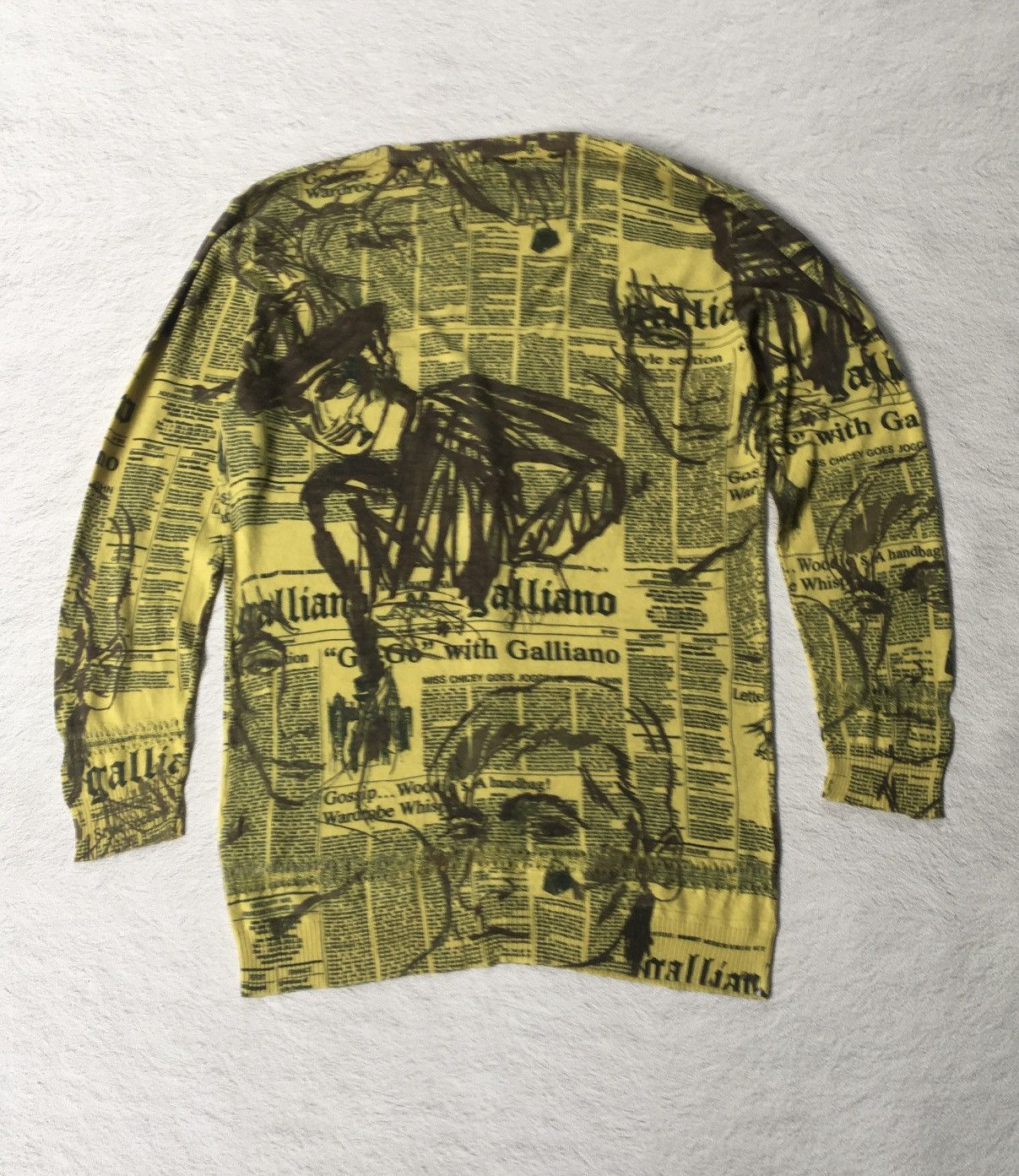 John Galliano Galliano Newspaper Size US XS / EU 42 / 0 - 4 Thumbnail