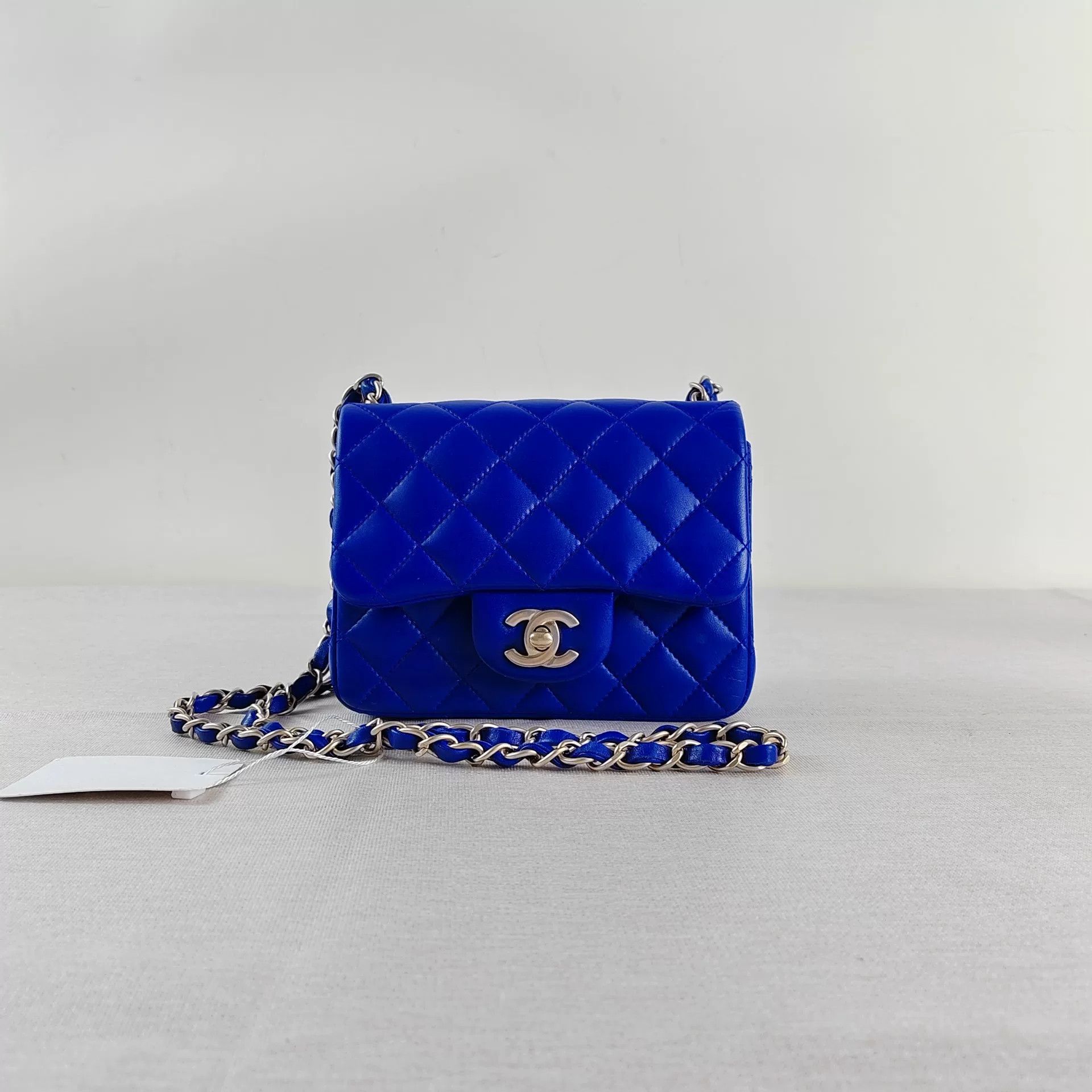 Chanel Pre-loved Bag Very good condition Size ONE SIZE - 1 Thumbnail