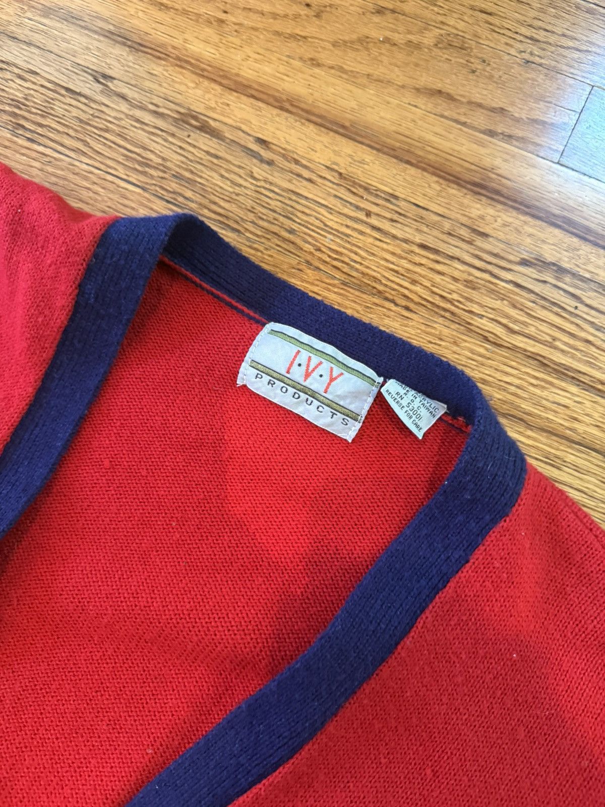 Vintage VINTAGE ivy league cardigan CRESTED Size US S / EU 44-46 / 1 - 4 Thumbnail