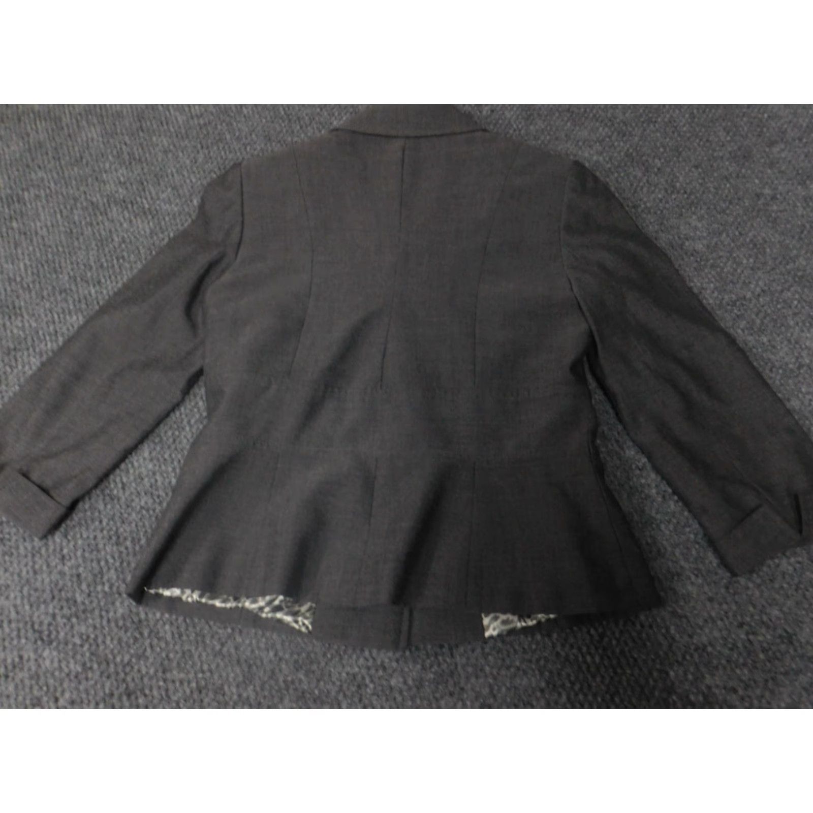 Vintage Tahari ASL Womens Jacket Blazer 4 Gray Three-button Classic Striped Polyester Rayon Lightweight Long Sleeve Middle Length Women Mens? Size S / US 4 / IT 40 - 7 Thumbnail