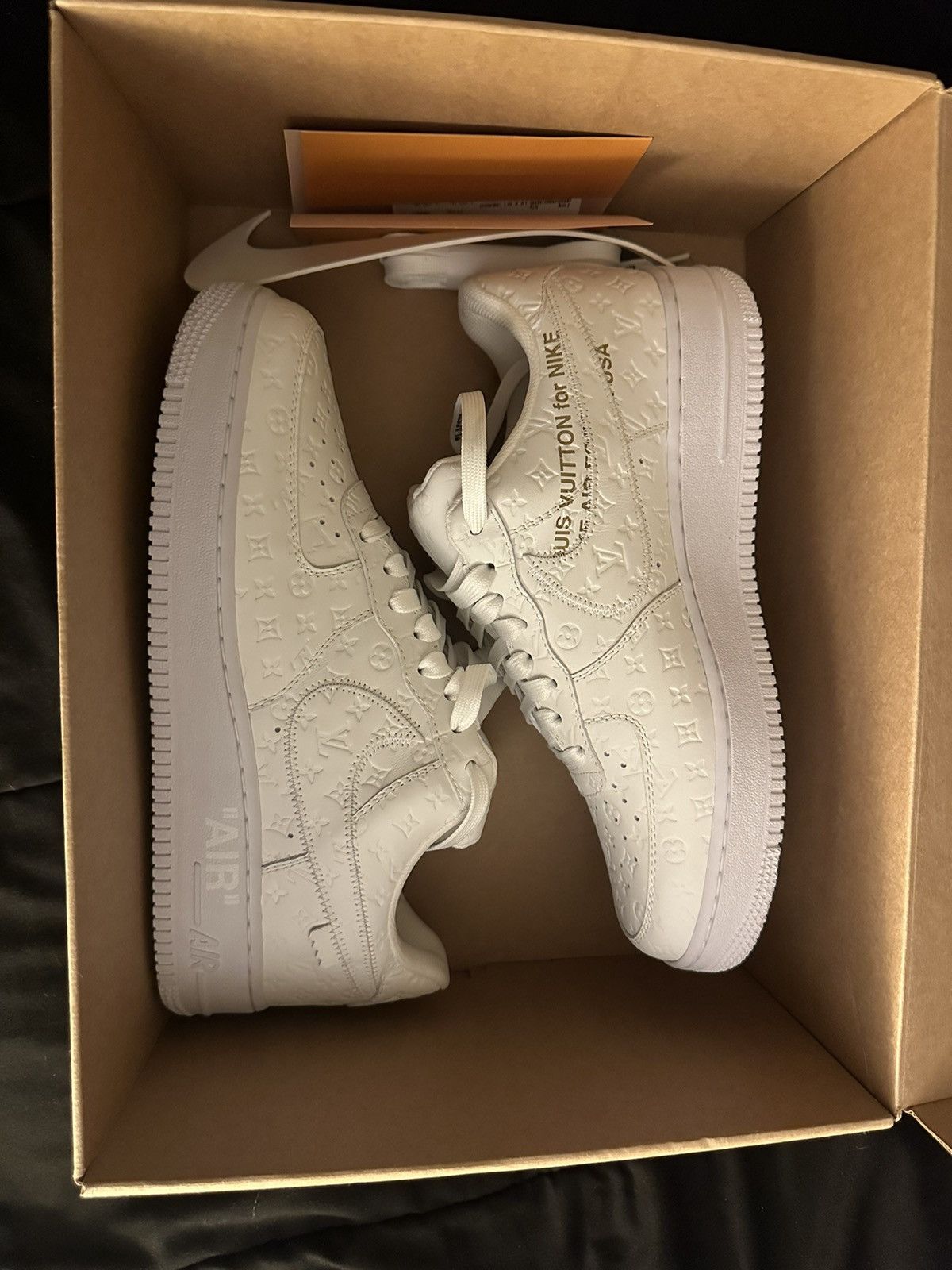 Louis Vuitton × Nike × Virgil Abloh Louis Vuitton Nike Air Force 1 Low by Virgil Abloh Size US 9.5 / EU 42-43 - 20 Thumbnail
