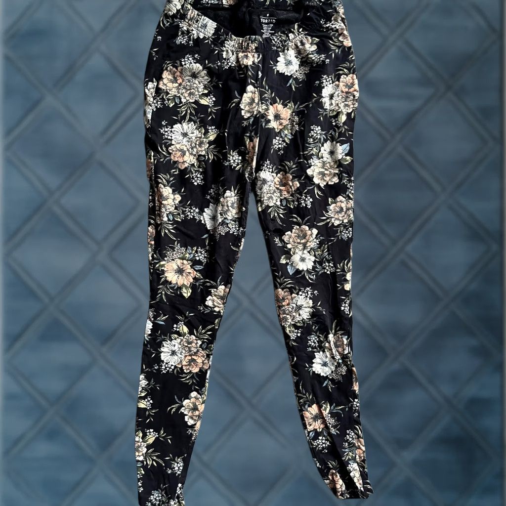 Torrid Torrid Floral Black Leggings Womens Plus Size 0X Solid Ankle Workout TORRID WOMENS Size 40" / US 18 - 1 Thumbnail
