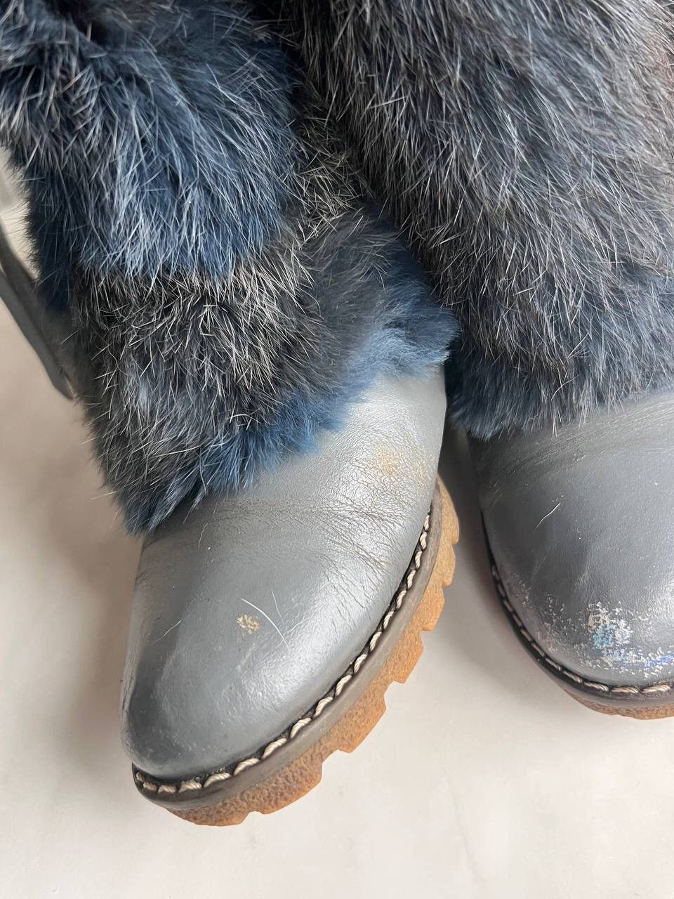 Yeti Fur Yeti Vintage Winter High Platform Boots Y2K 2000s FUR Size US 7 / IT 37 - 8 Thumbnail