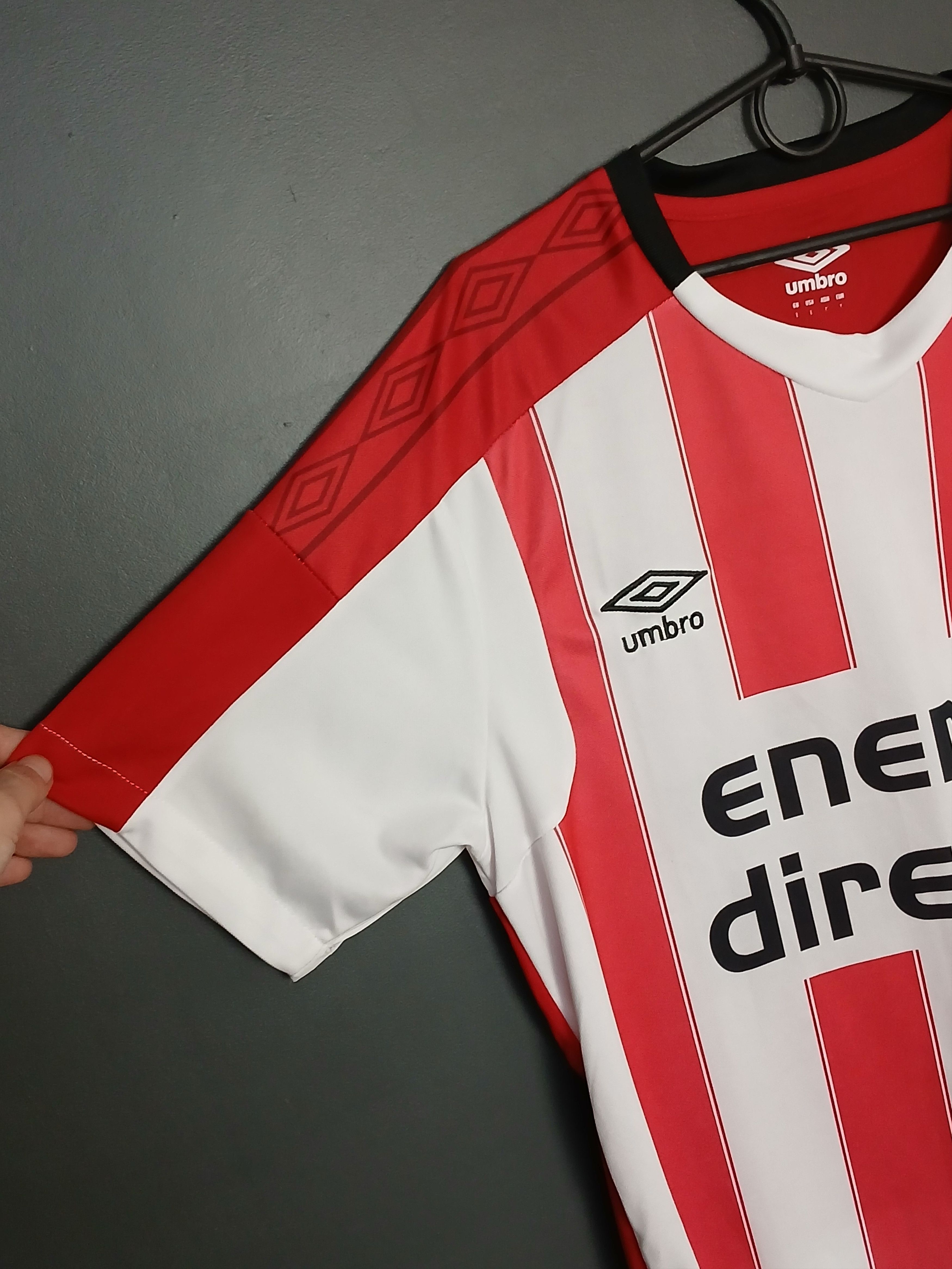 Umbro PSV Eindhoven 2017/2018 Home Football Jersey T-Shirt Size US L / EU 52-54 / 3 - 6 Thumbnail