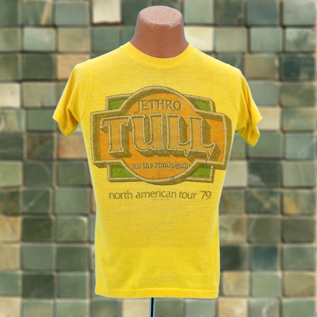Vintage VTG Mens 70s Yellow Jethro Tull '79 Tour TShirt XS Band T-shirt 1979 BTG 70s Band T-Shirt 1979 Mens XS Yellow TShirt Size US XS / EU 42 / 0 - 1 Thumbnail