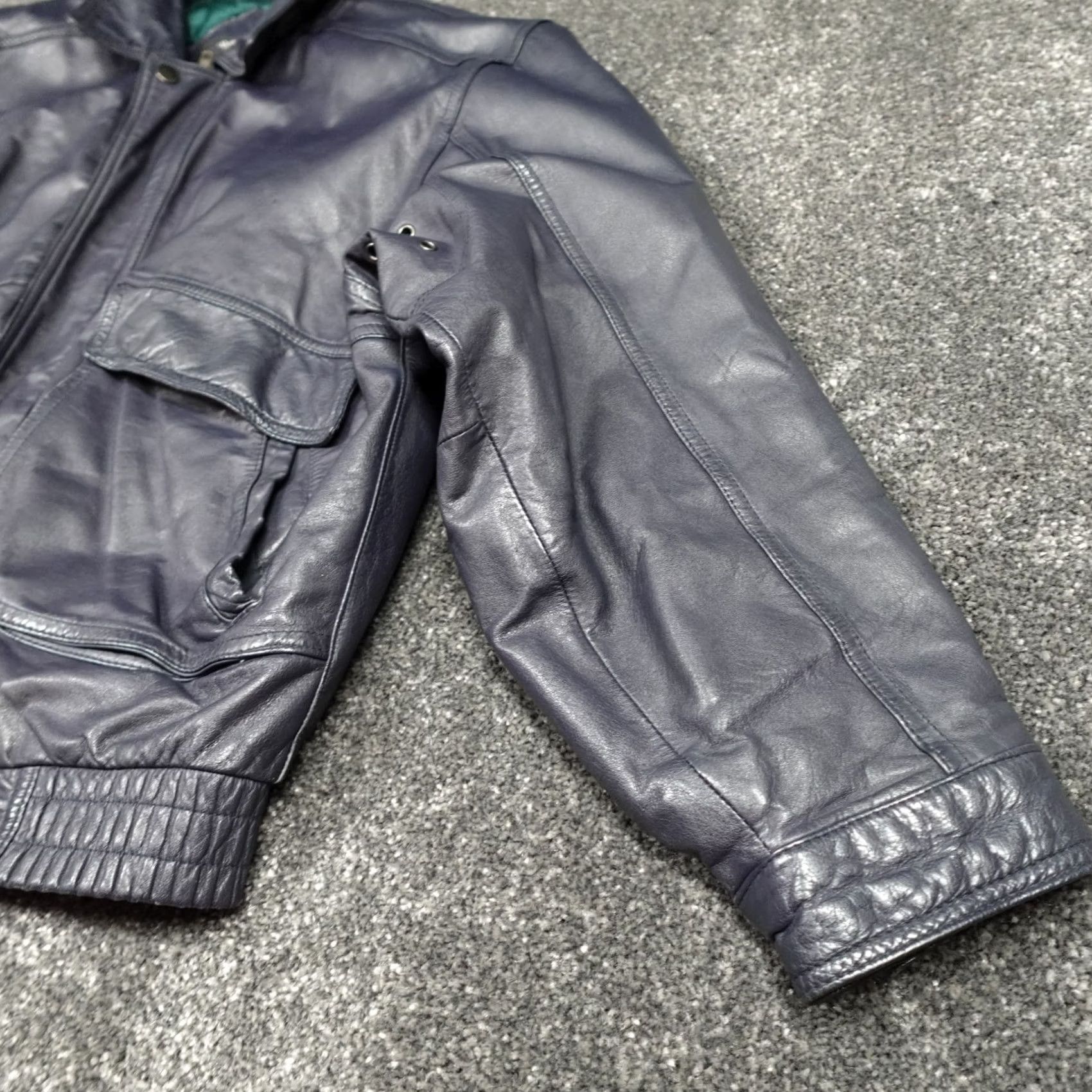 Vintage VINTAGE St Michael Jacket Mens S Leather Bomber Blue Size Size US S / EU 44-46 / 1 - 3 Thumbnail