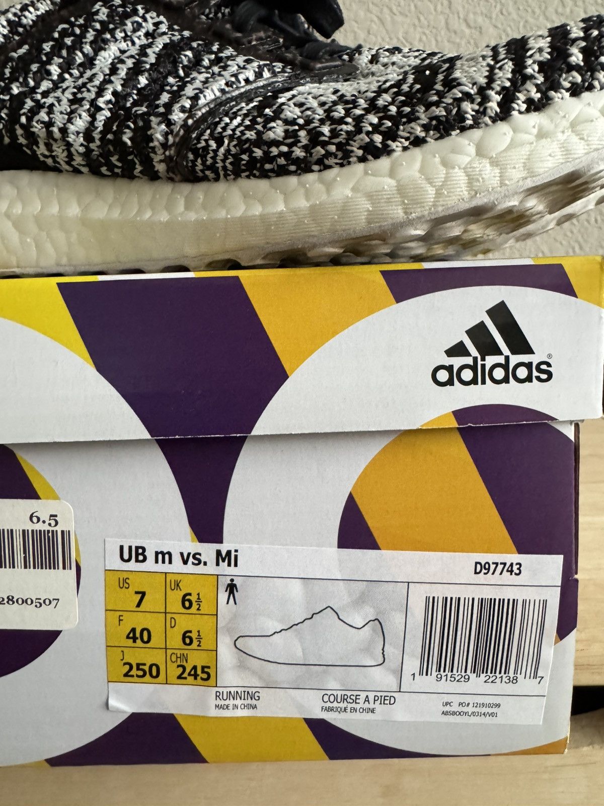 Adidas adidas Ultra Boost Clima Missoni Black D97743 Size US 7 / EU 40 - 10 Thumbnail