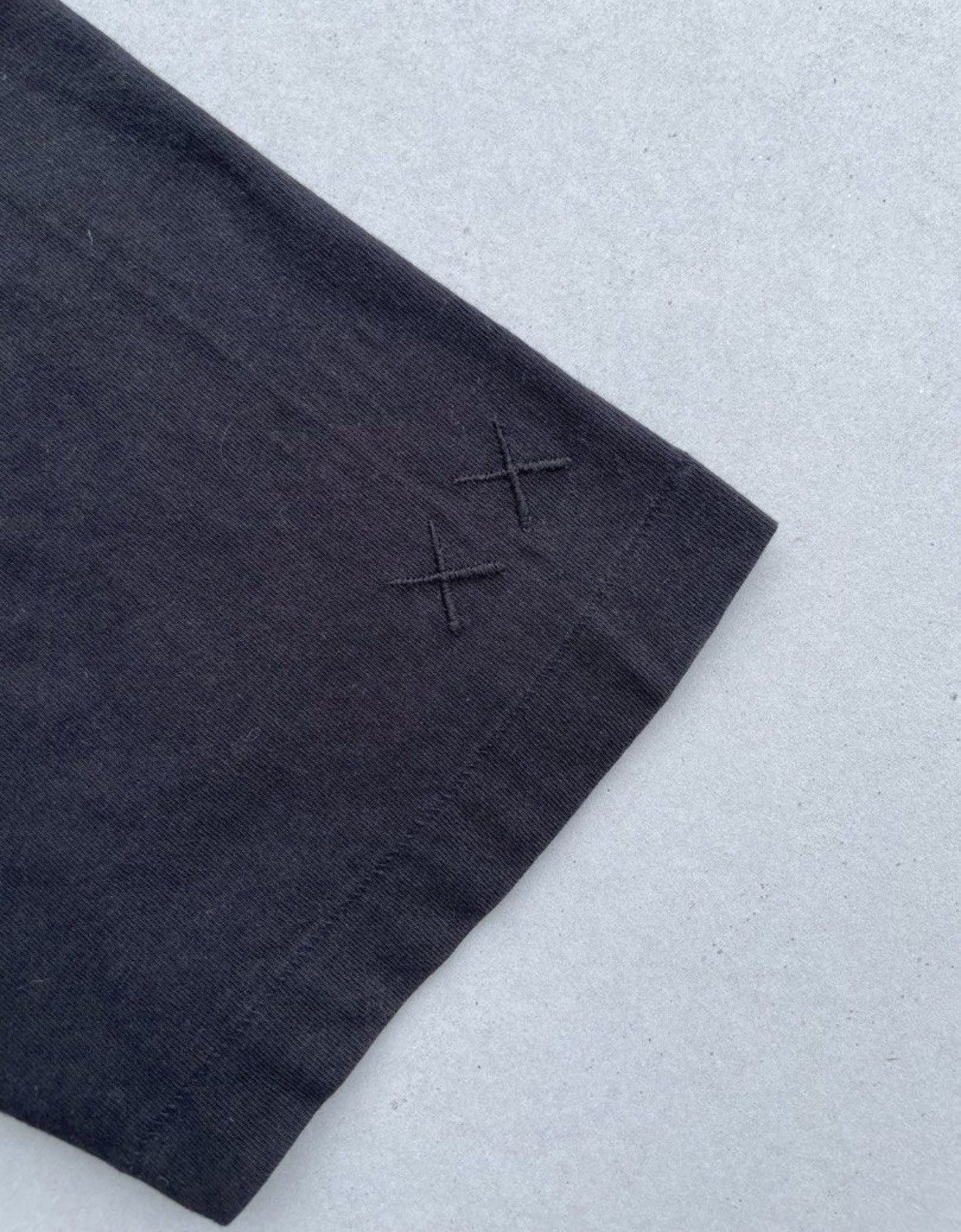 Japanese Brand × Kaws × Uniqlo Rare design ‼️ KAWS CLOUD Size US L / EU 52-54 / 3 - 6 Thumbnail