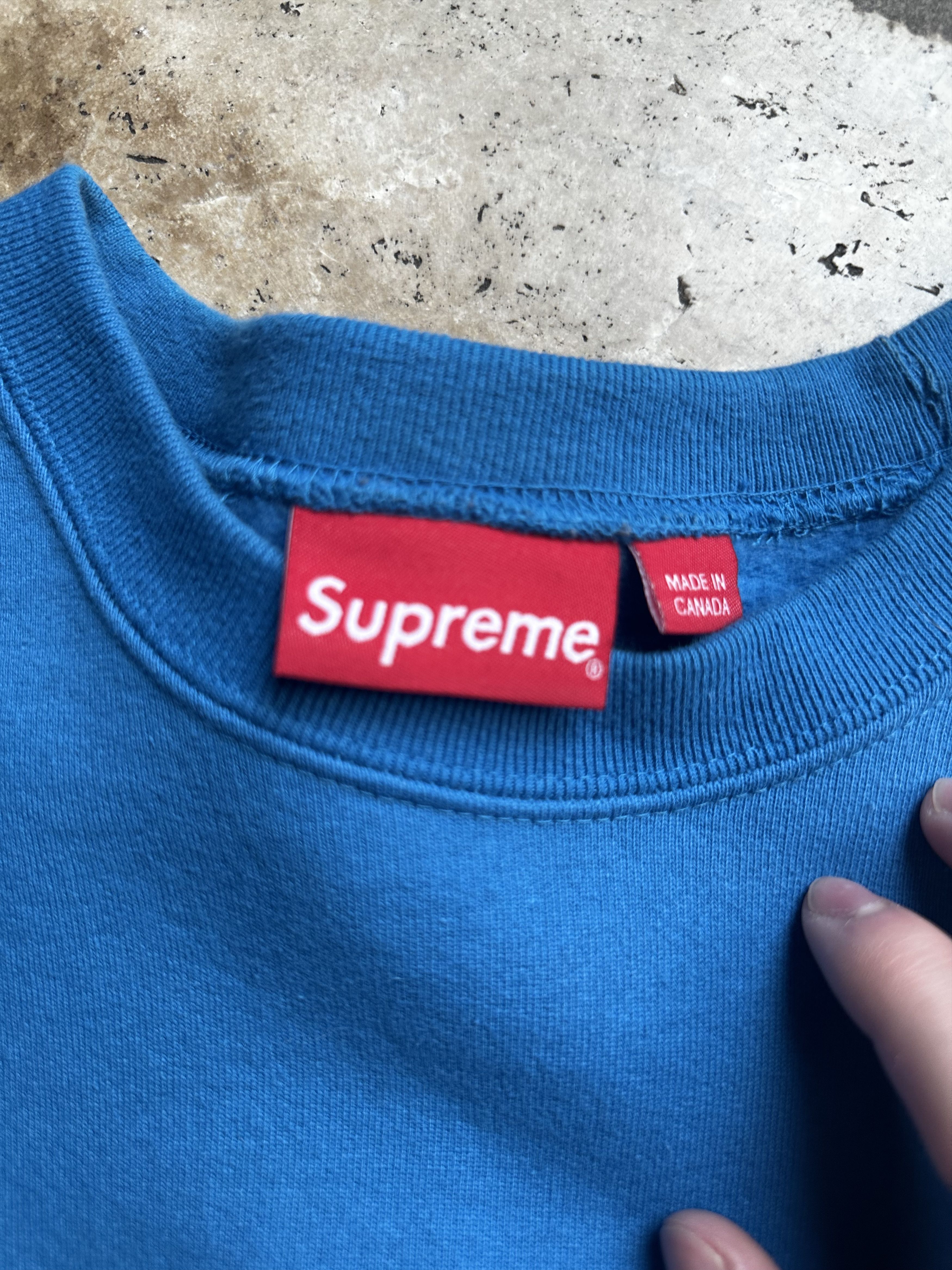 Supreme Supreme FW22 Blue Cyan Box Logo Crewneck Size US M / EU 48-50 / 2 - 4 Thumbnail