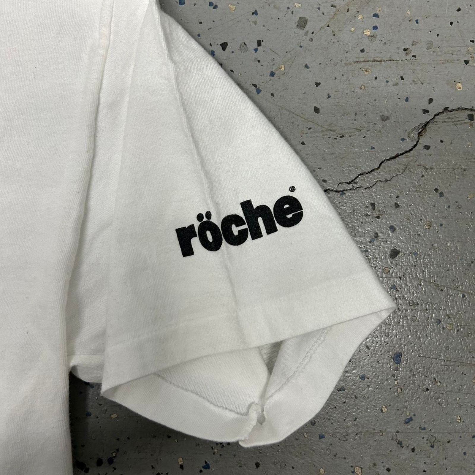Other VTG 90s Roche tennis graphic tee in white and multi-colour Size US M / EU 48-50 / 2 - 4 Thumbnail