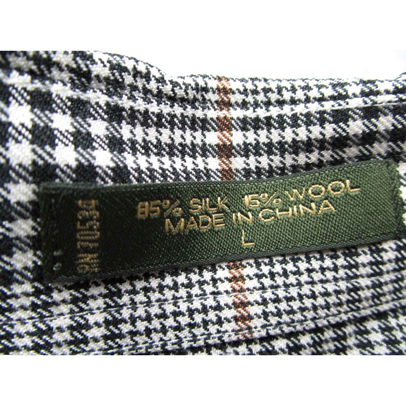 Orvis VINTAGE Orvis Shirt Mens Large Gray Signature Collection Houndstooth Button Up Silk Wool Geometric Modern Classics Mens L Gray Button-Up Size US L / EU 52-54 / 3 - 4 Thumbnail