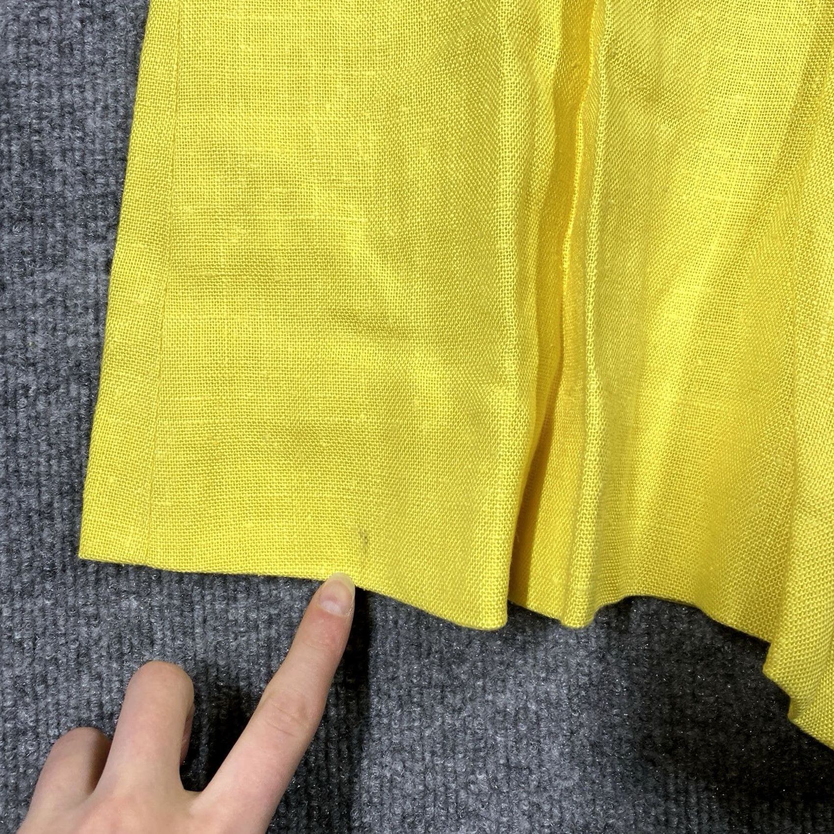 Vintage VINTAGE Peck & Peck Linen Jumpsuit Shirt Dress Mod GoGo 60s Yellow 1960s 13 Adult? Size 34" / US 12 / IT 48 - 4 Thumbnail