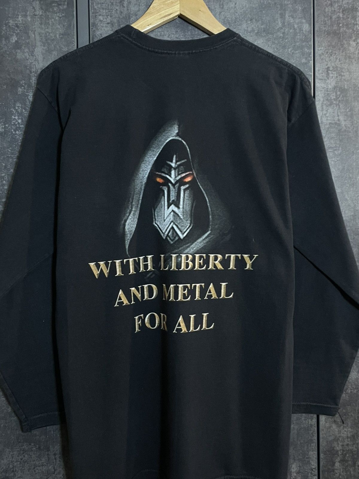 Band Tees Vintage Hammerfall Treshold Metal Long Sleeve NIN Oasis Size US M / EU 48-50 / 2 - 8 Thumbnail