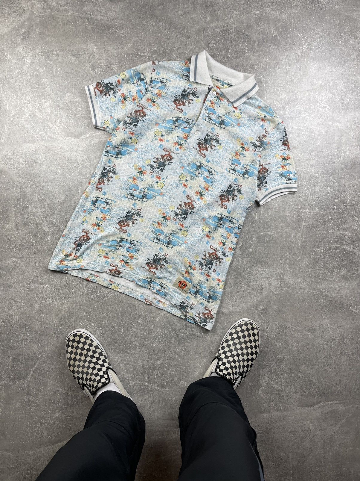 Designer × Japanese Brand × Michiko Koshino Mickicko Koshiho Japanese Dragons Pattern Polo T-Shirt Size US M / EU 48-50 / 2 - 1 Thumbnail