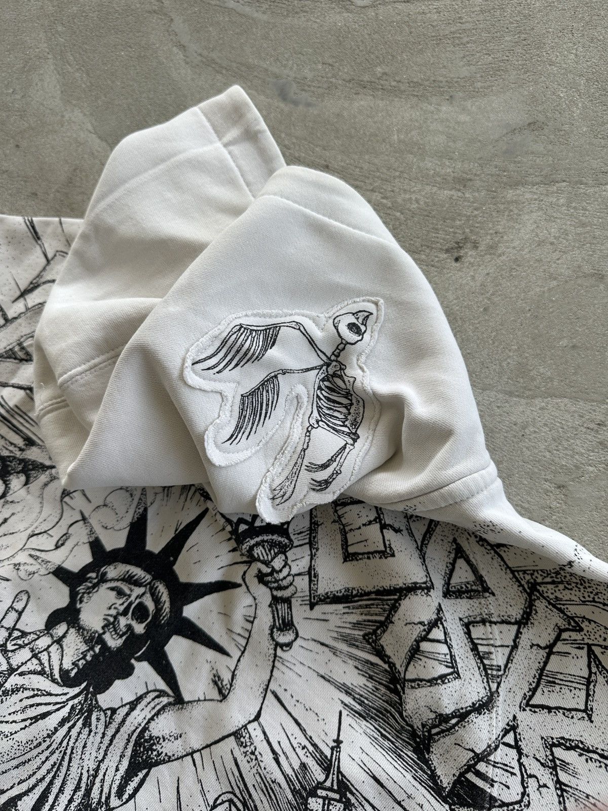 Zoo York Vintage Zoo York Big Back Print White Y2K Men’s Size S Size US S / EU 44-46 / 1 - 7 Thumbnail