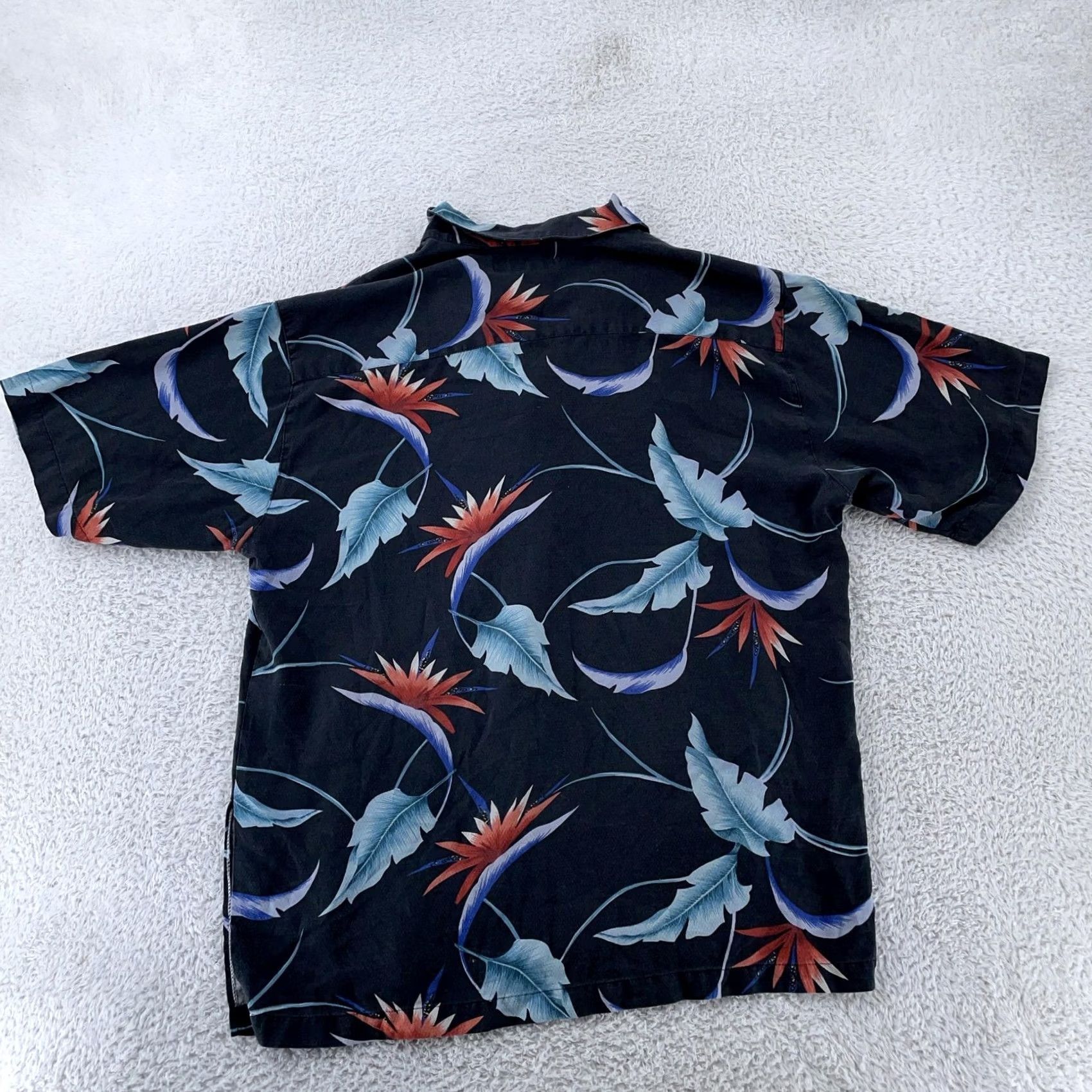 Tommy Bahama Tommy Bahama Shirt Mens Medium Black Silk Floral Hawaiian Aloha Camp Tropical Button-Up Short Sleeve Collared Linen? Size US M / EU 48-50 / 2 - 5 Thumbnail